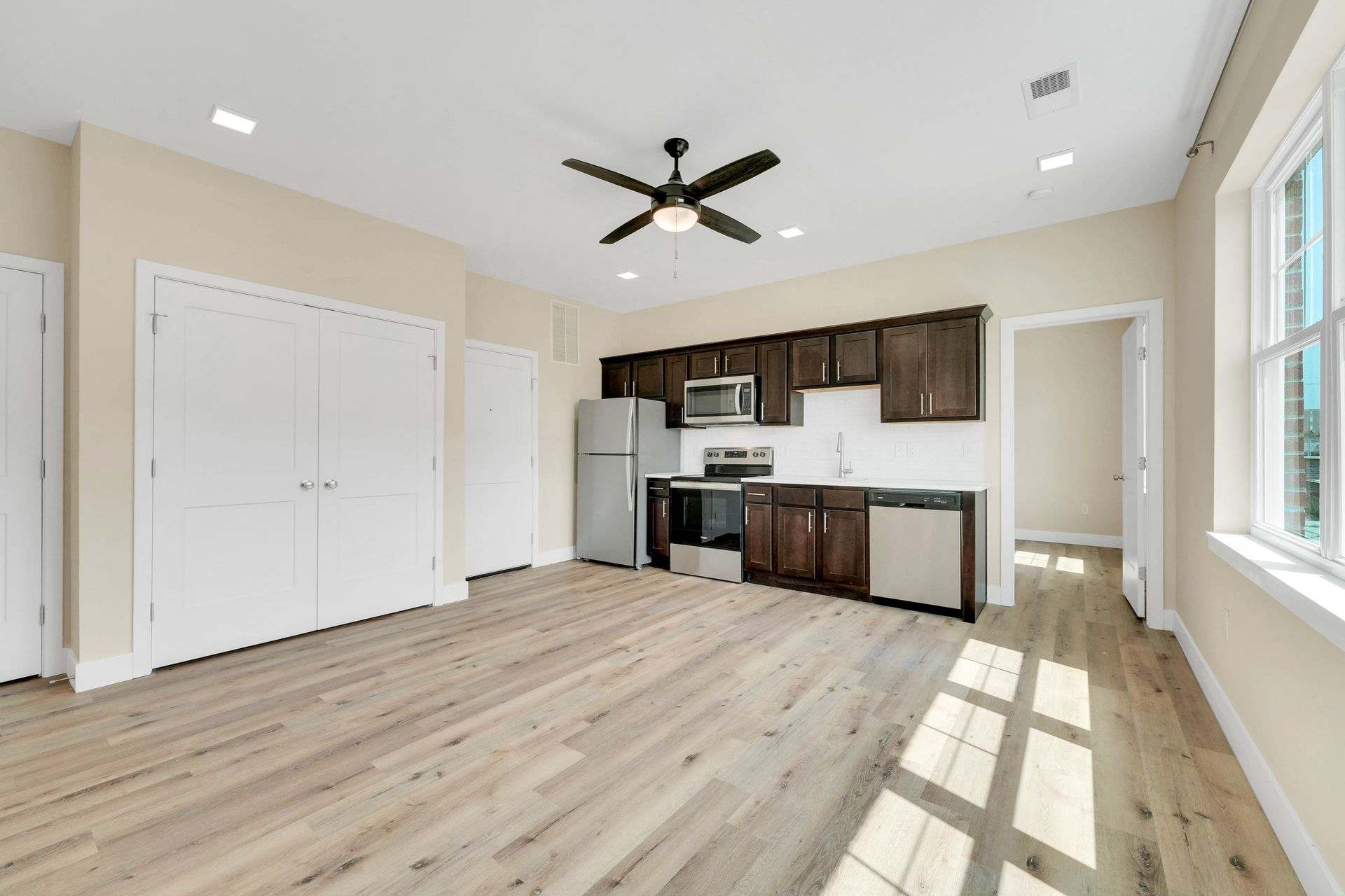 Beverly Lofts – photo 1