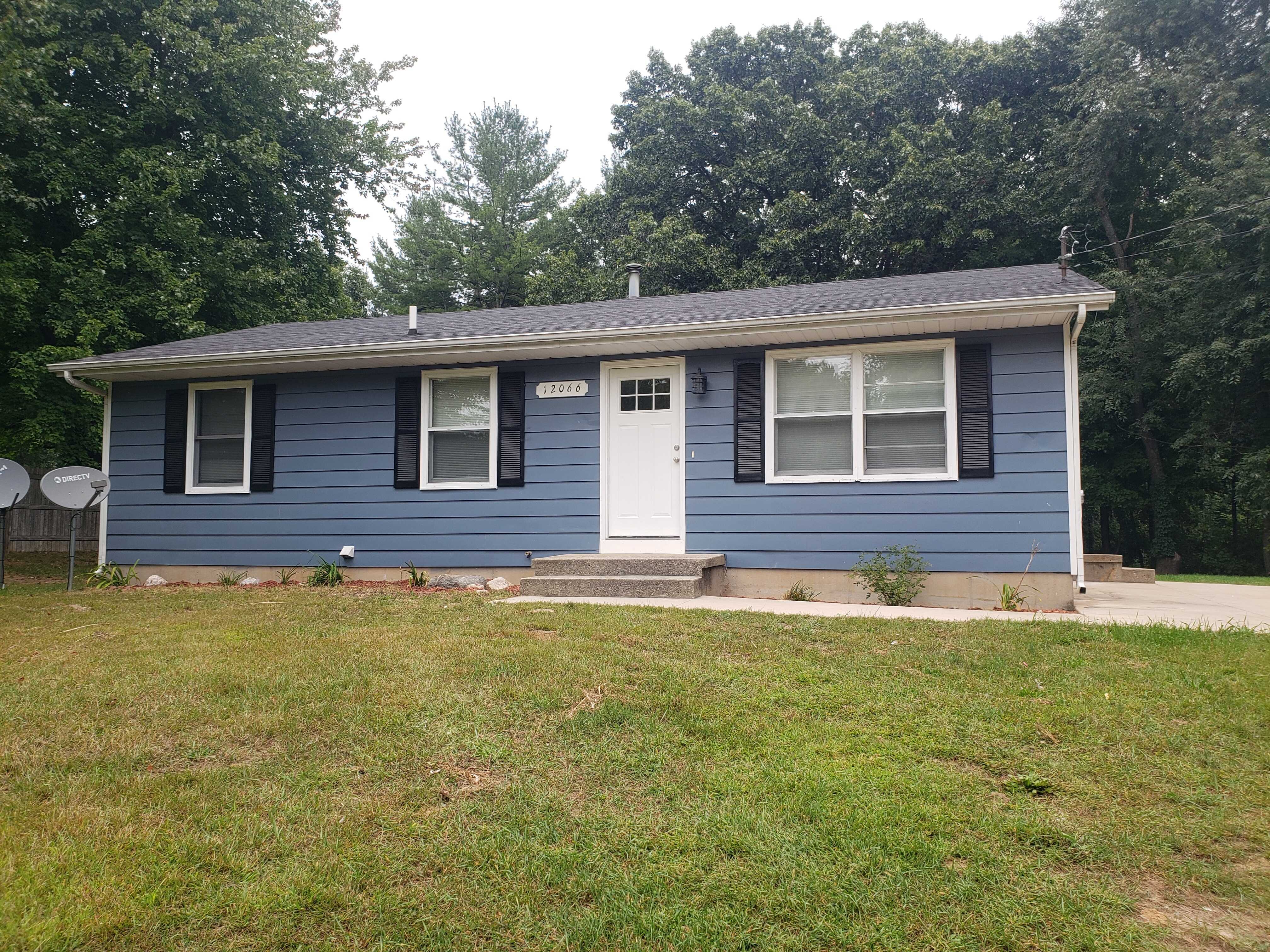 12066 North Division Avenue – photo 1 of 12