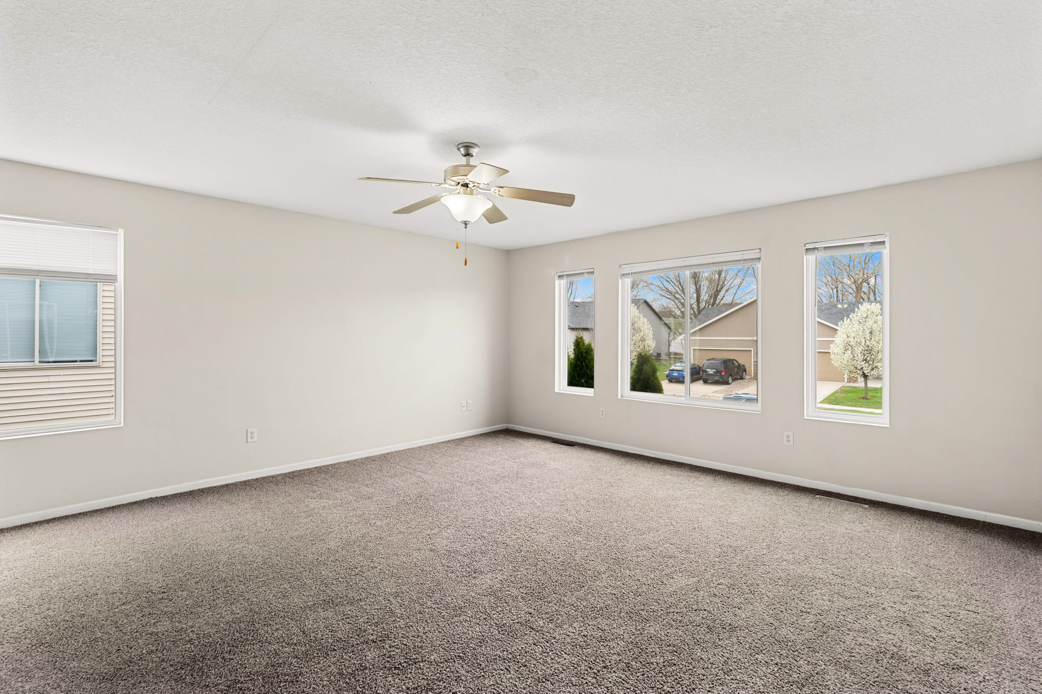 3905 Marigold Drive – photo 1