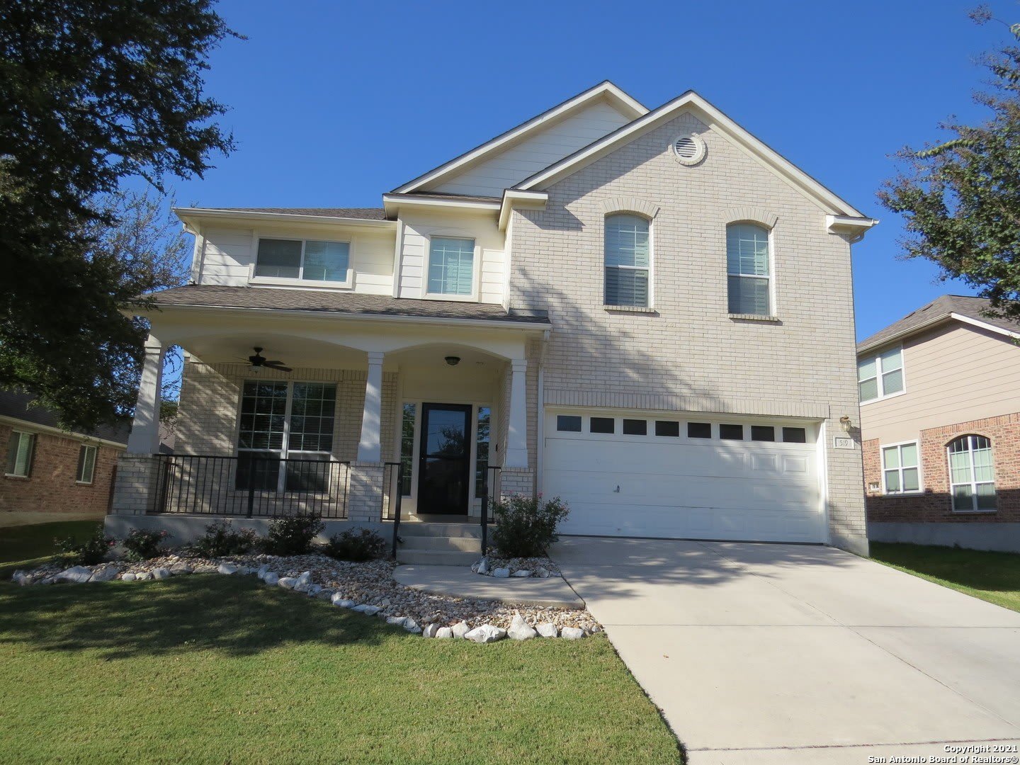 519 GINSBERG DR – photo 1 of 29
