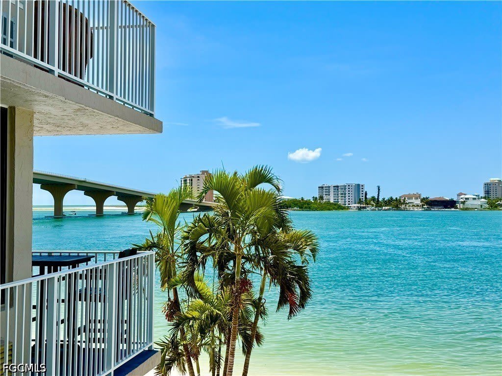 8701 Estero Boulevard – photo 1