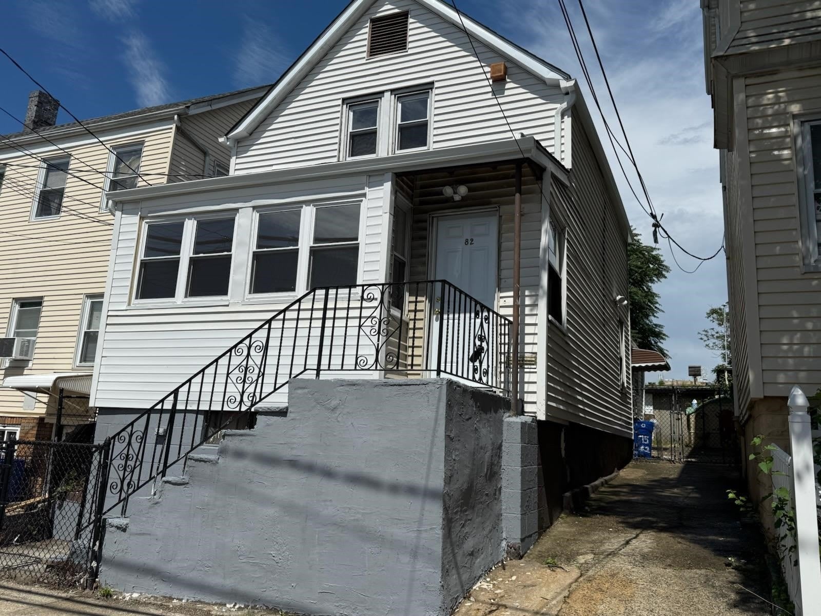 82 Mcadoo Ave – photo 1