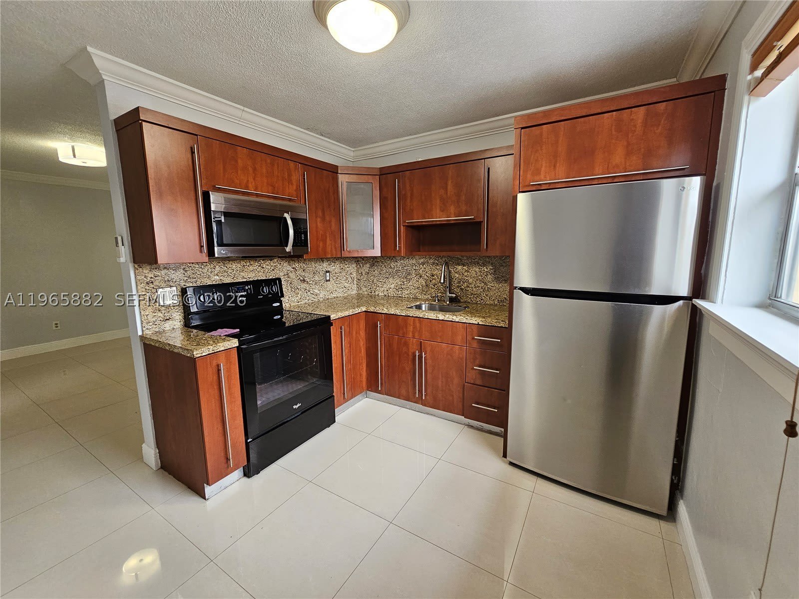 47 NW 47th Ave – photo 1