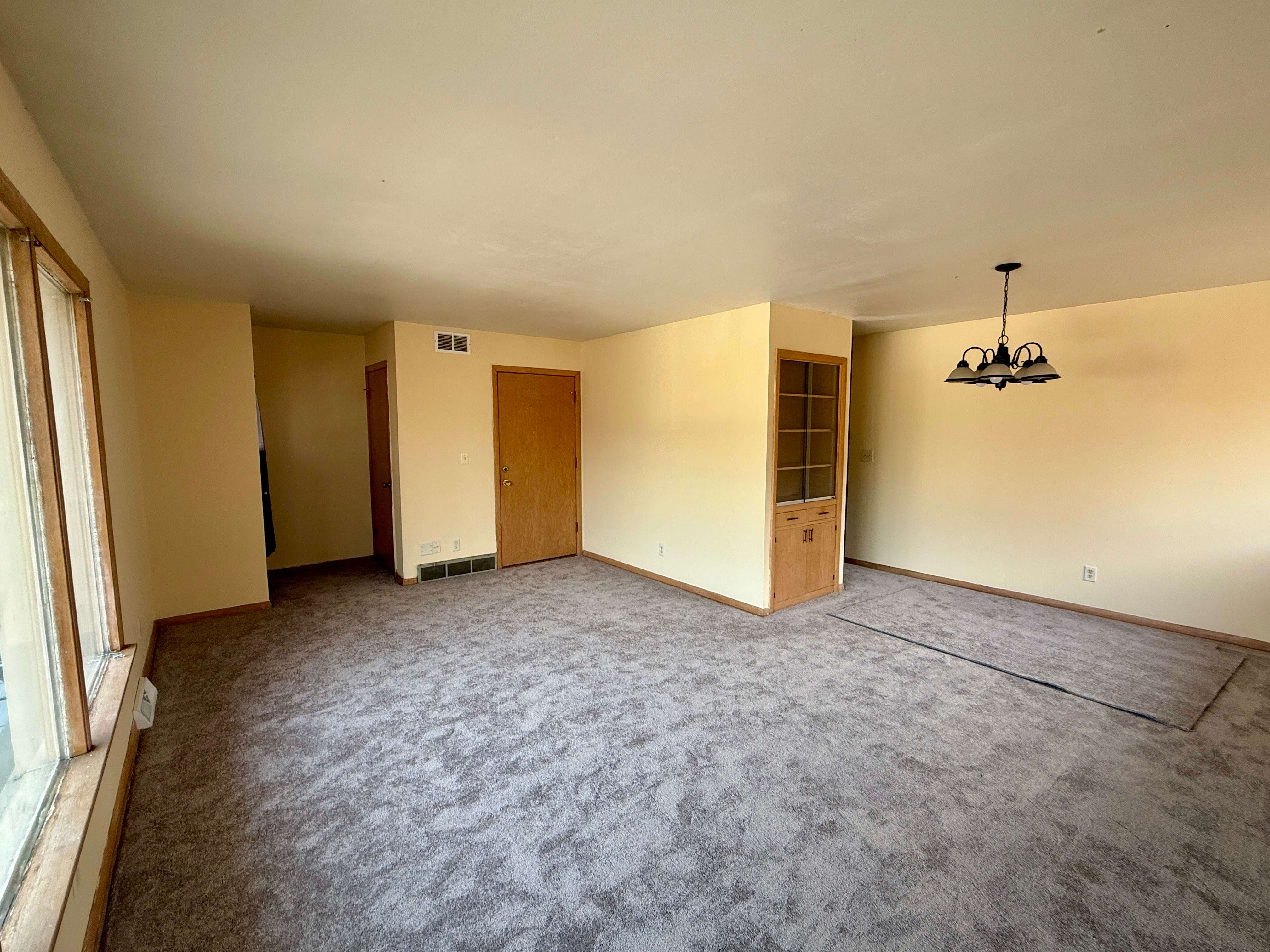 8707-8709 West Appleton Avenue – photo 1