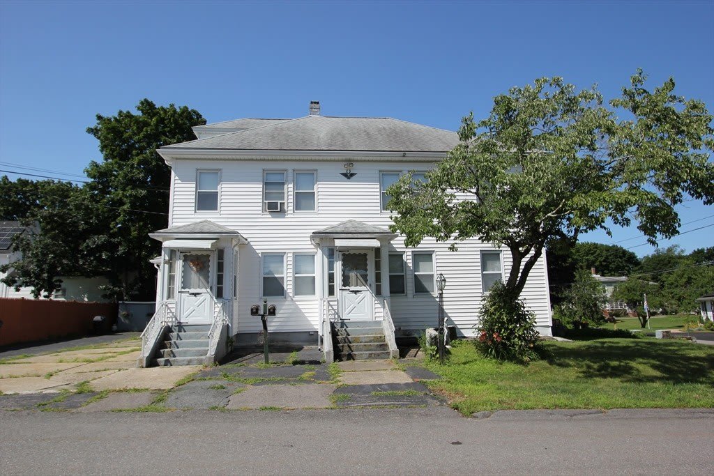 23 Saxon St – photo 1 of 21