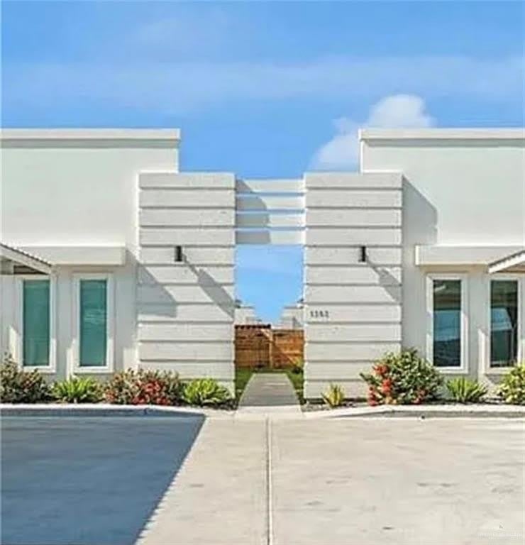 1312 Lore Drive – photo 1 of 10