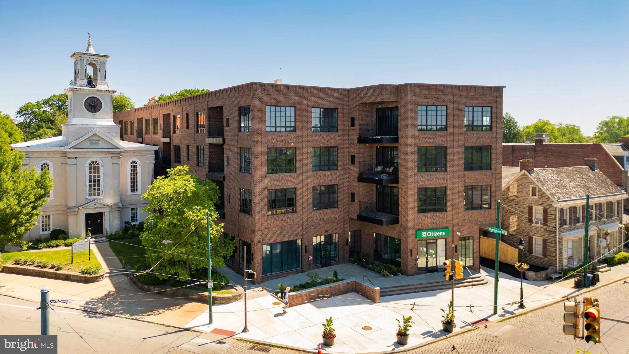 8623 GERMANTOWN UNIT 301 Avenue – photo 1