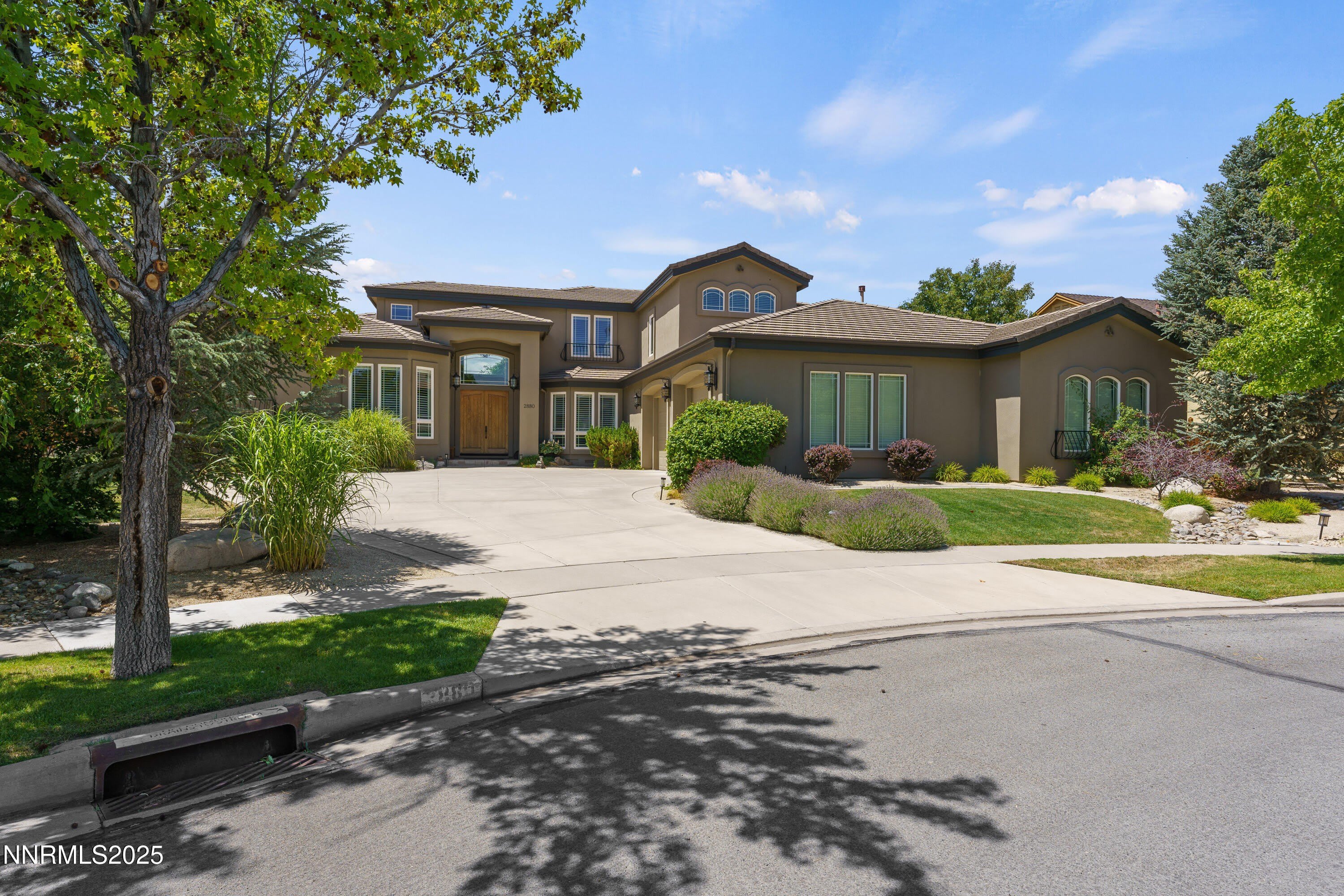 2880 Friar Rock Court – photo 1 of 84