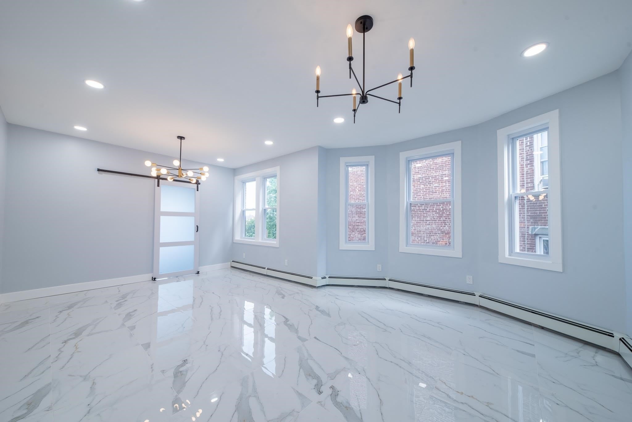 1409 MANHATTAN AVE – photo 1
