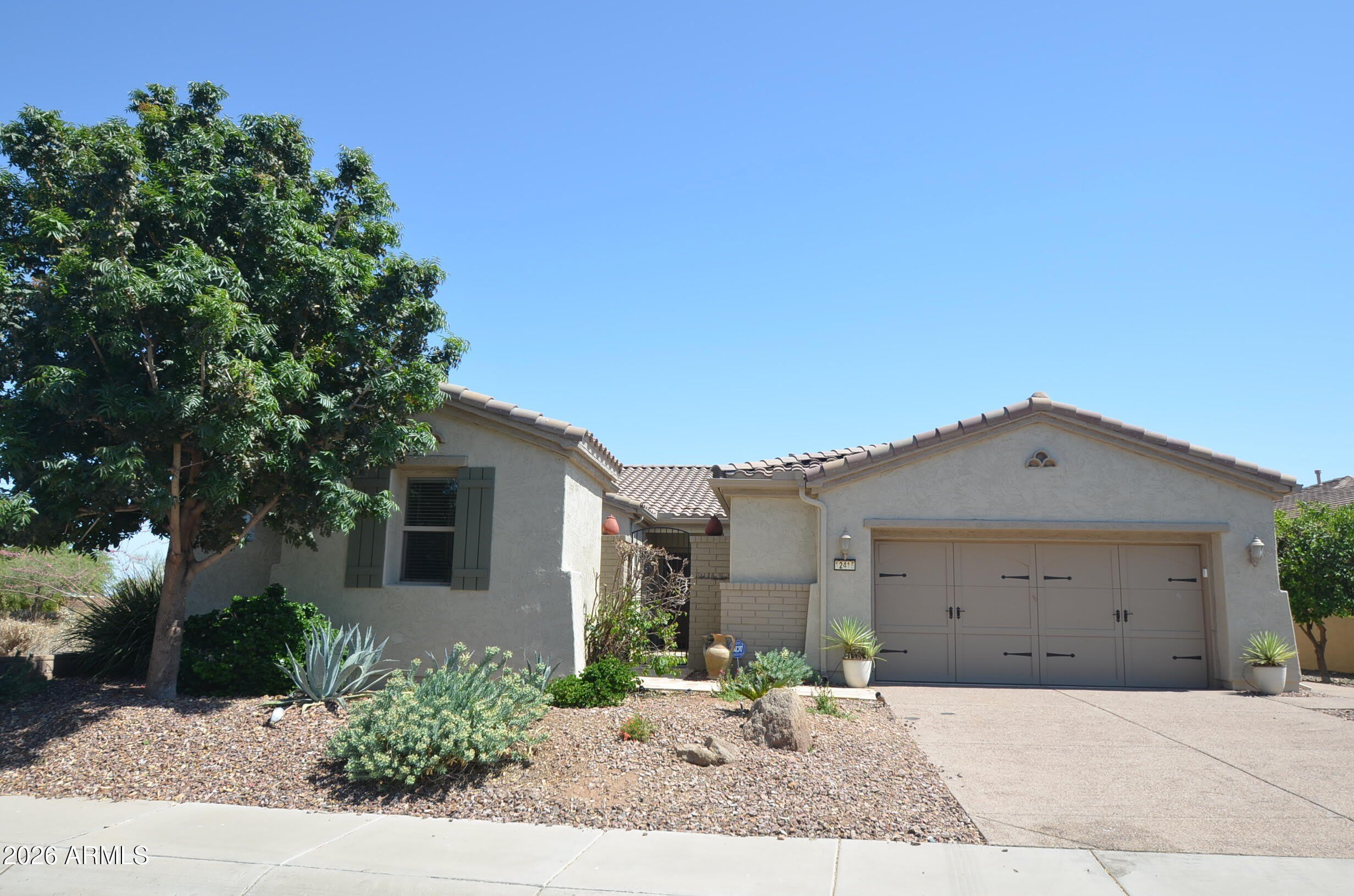 12415 W RUNNING DEER Trail – photo 1