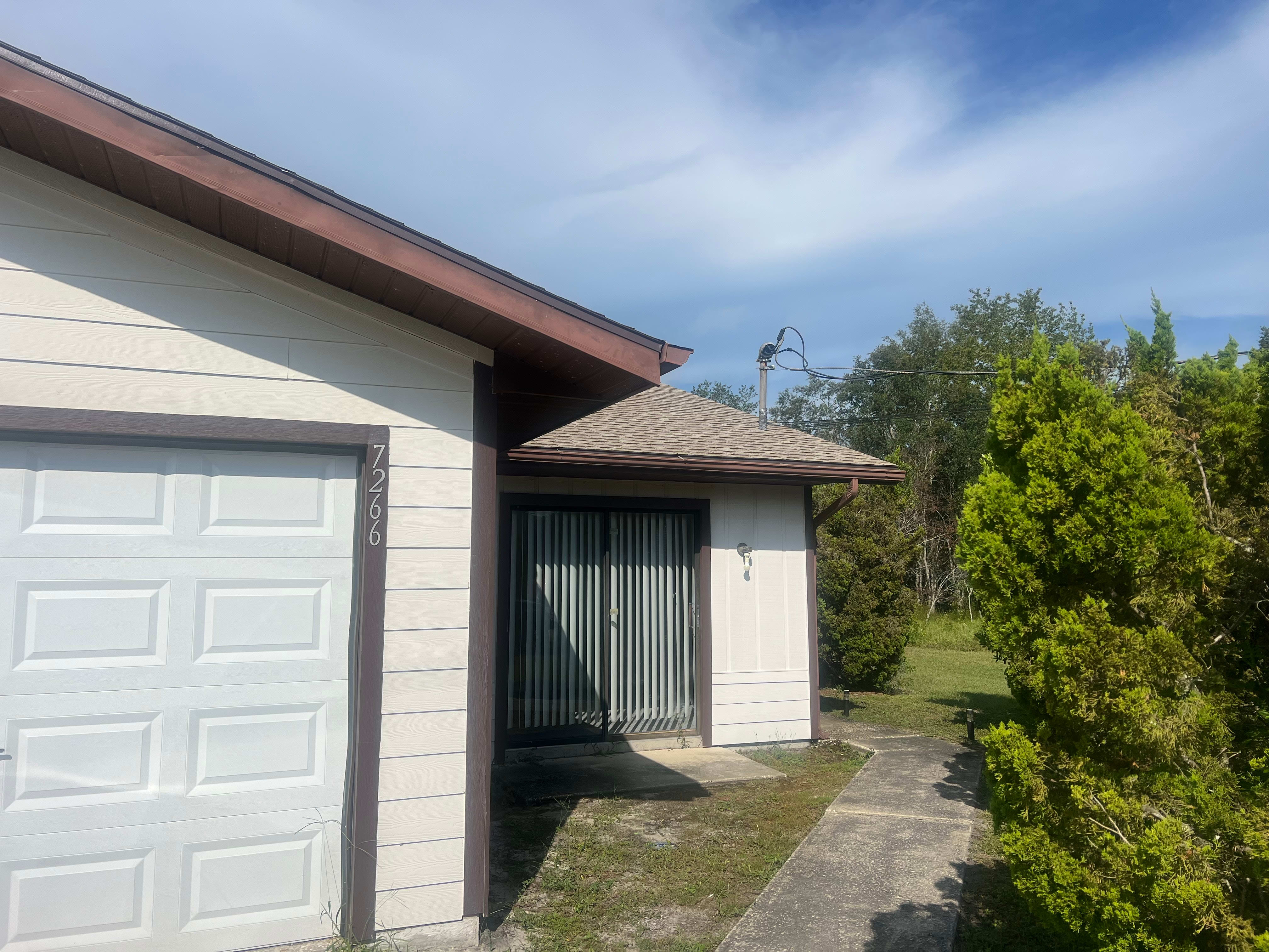 7266 Pond Cir – photo 1