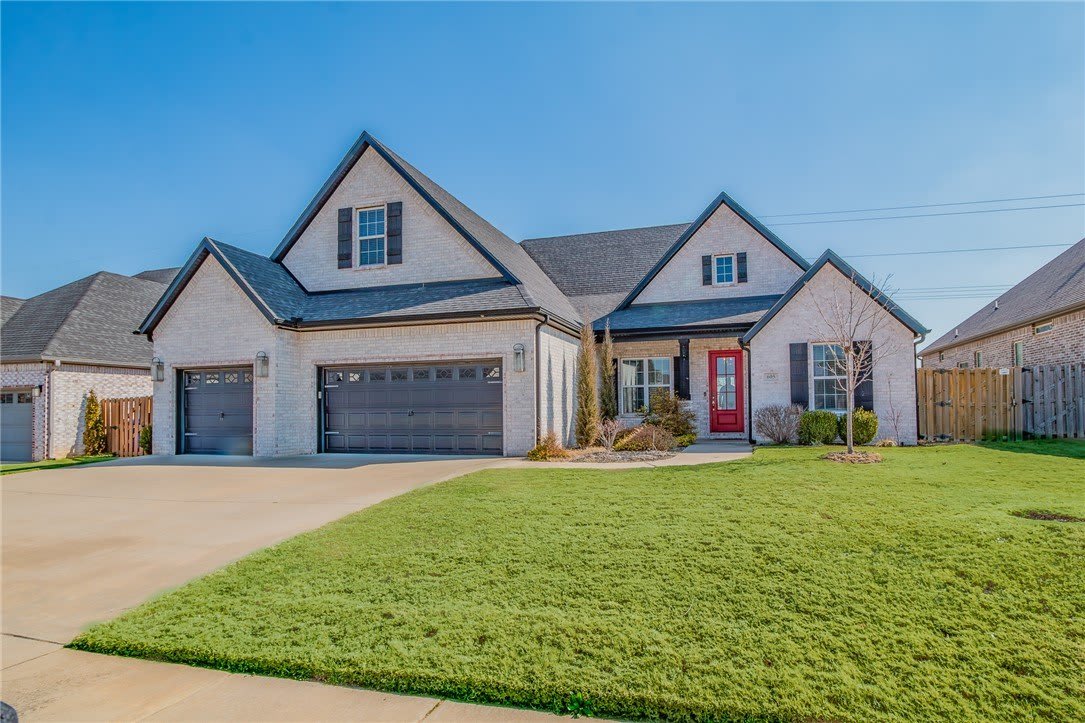 605 Stone Ridge Street – photo 1