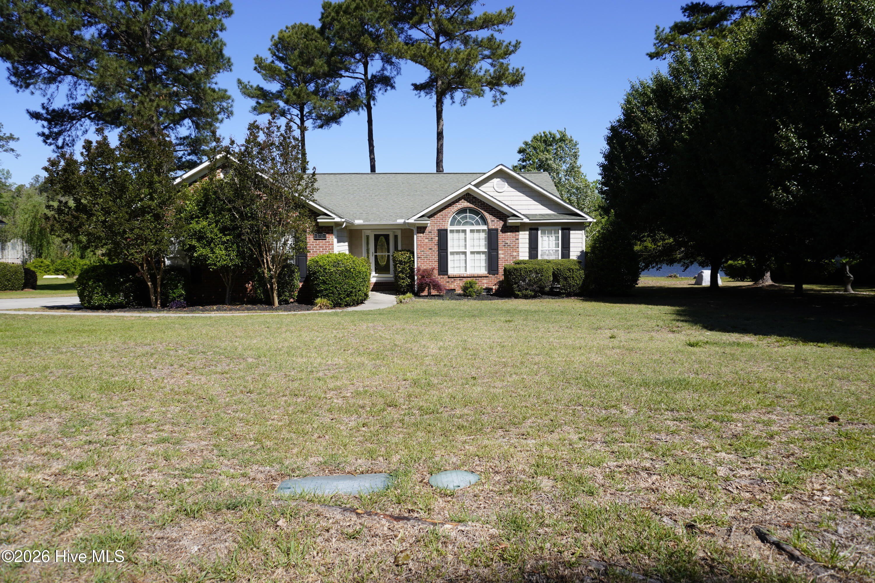 170 Russet Court – photo 1