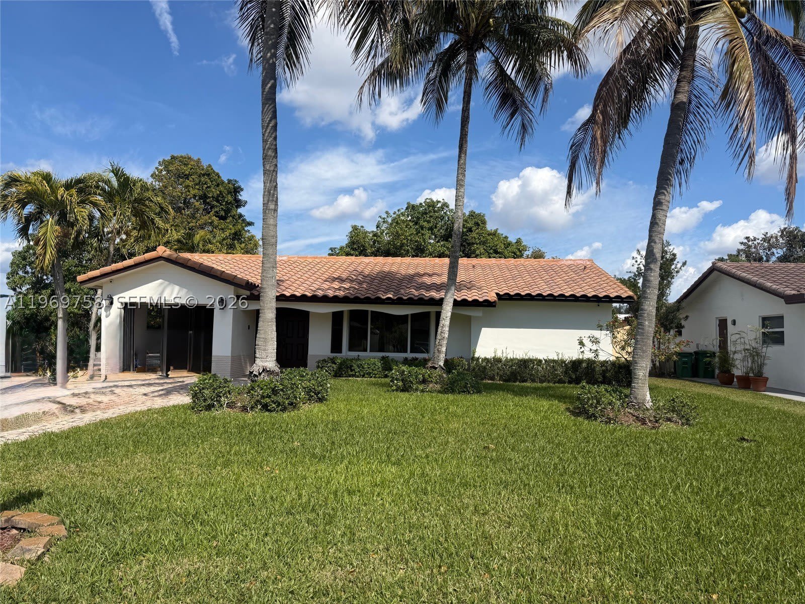 10403 NW 80th Ct – photo 1