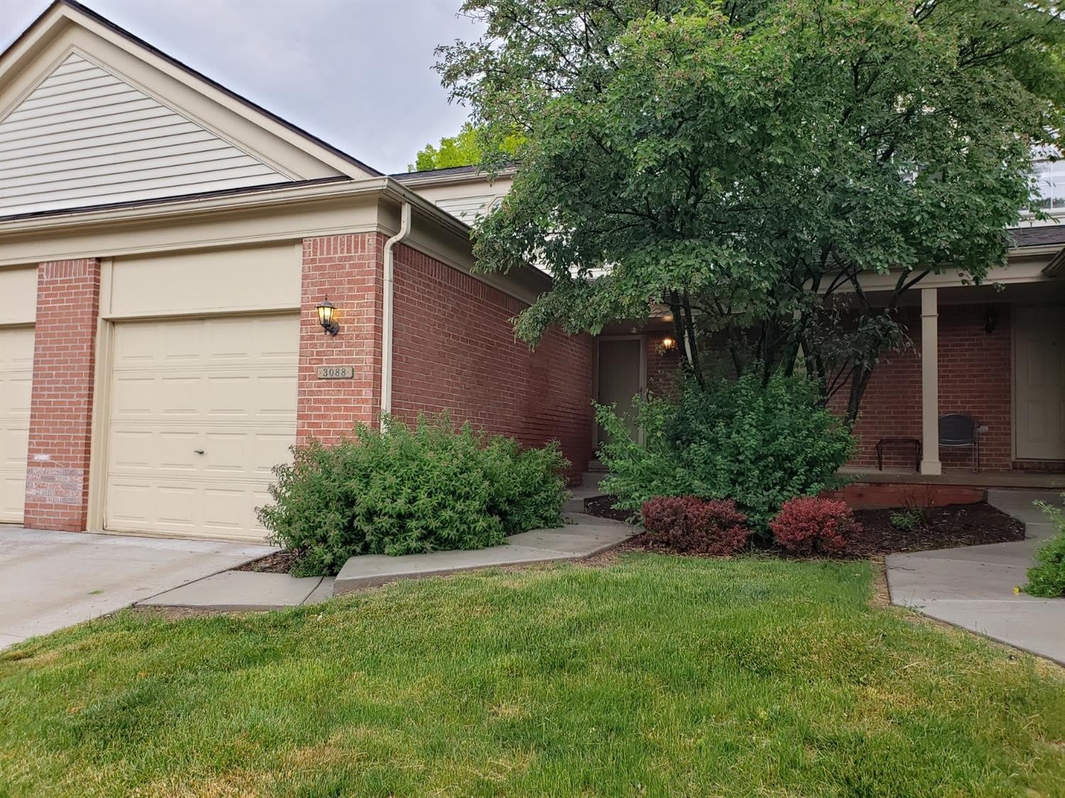 3088 Village Circle – photo 1