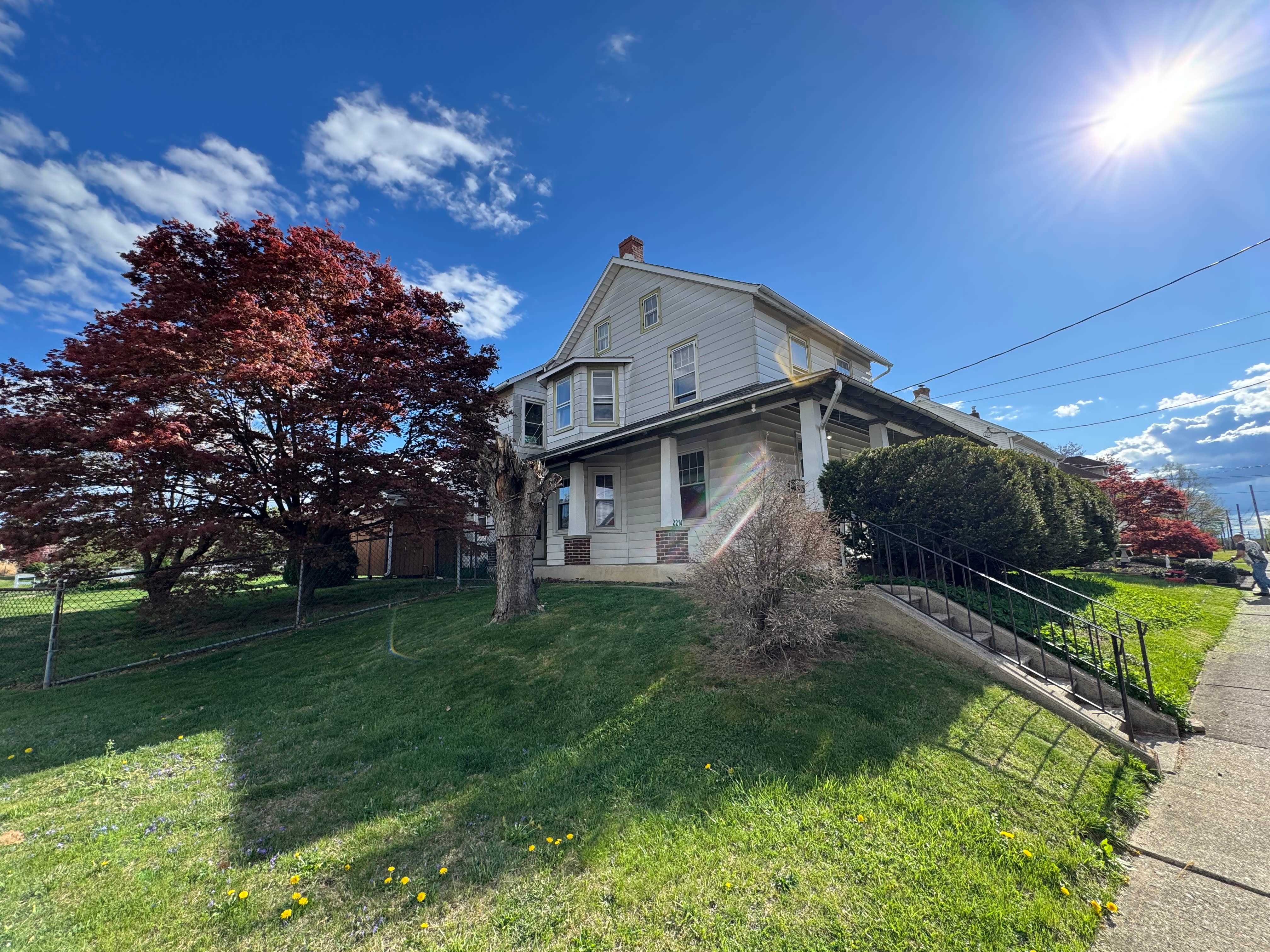 2214 Main Street – photo 1 of 25