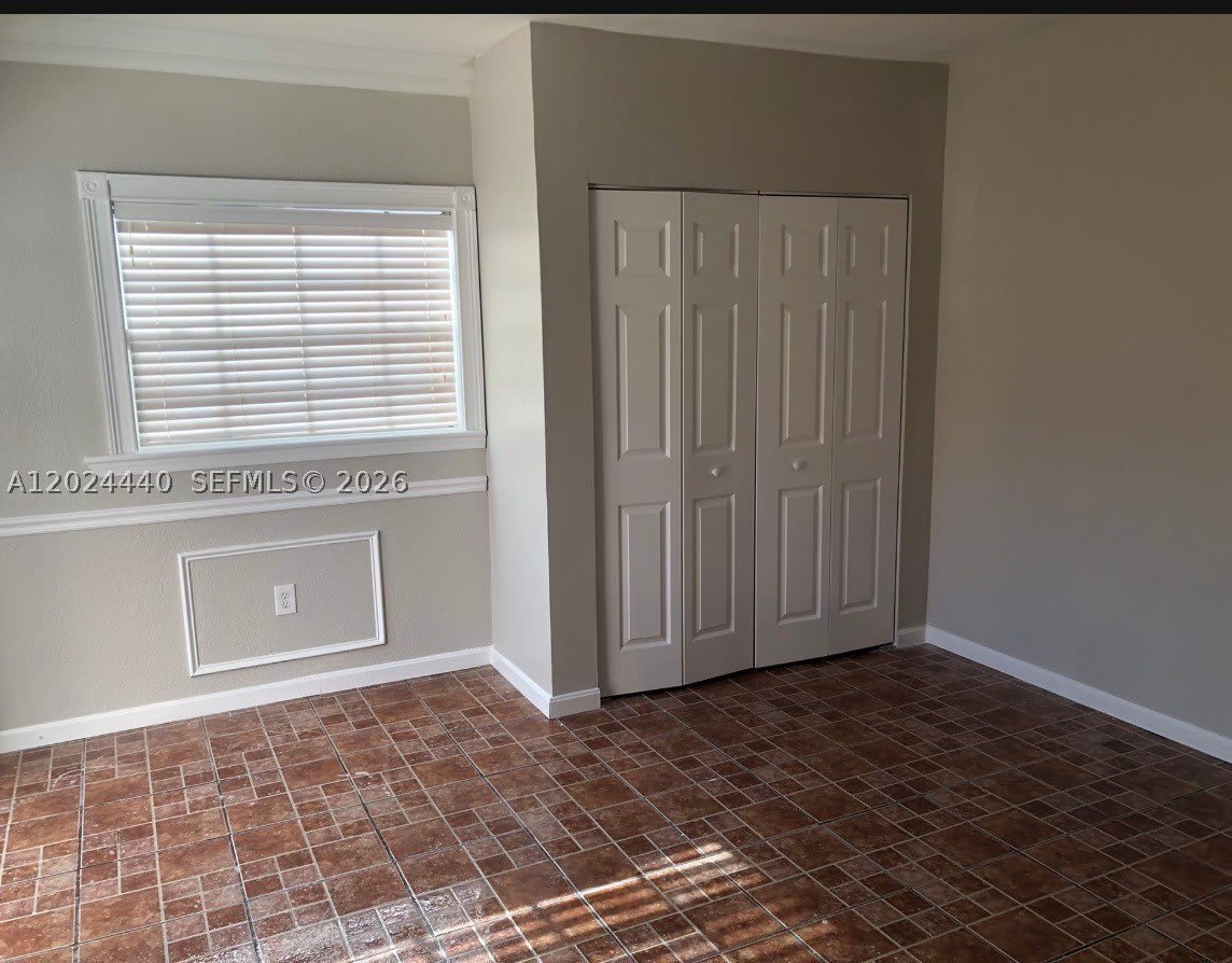 17649 SW 142nd Ct – photo 1 of 6