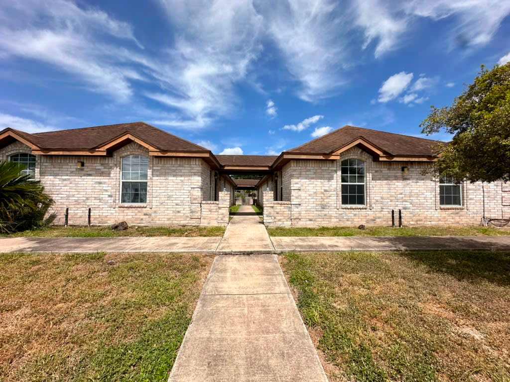 1107 S Palm Dr – photo 1 of 9