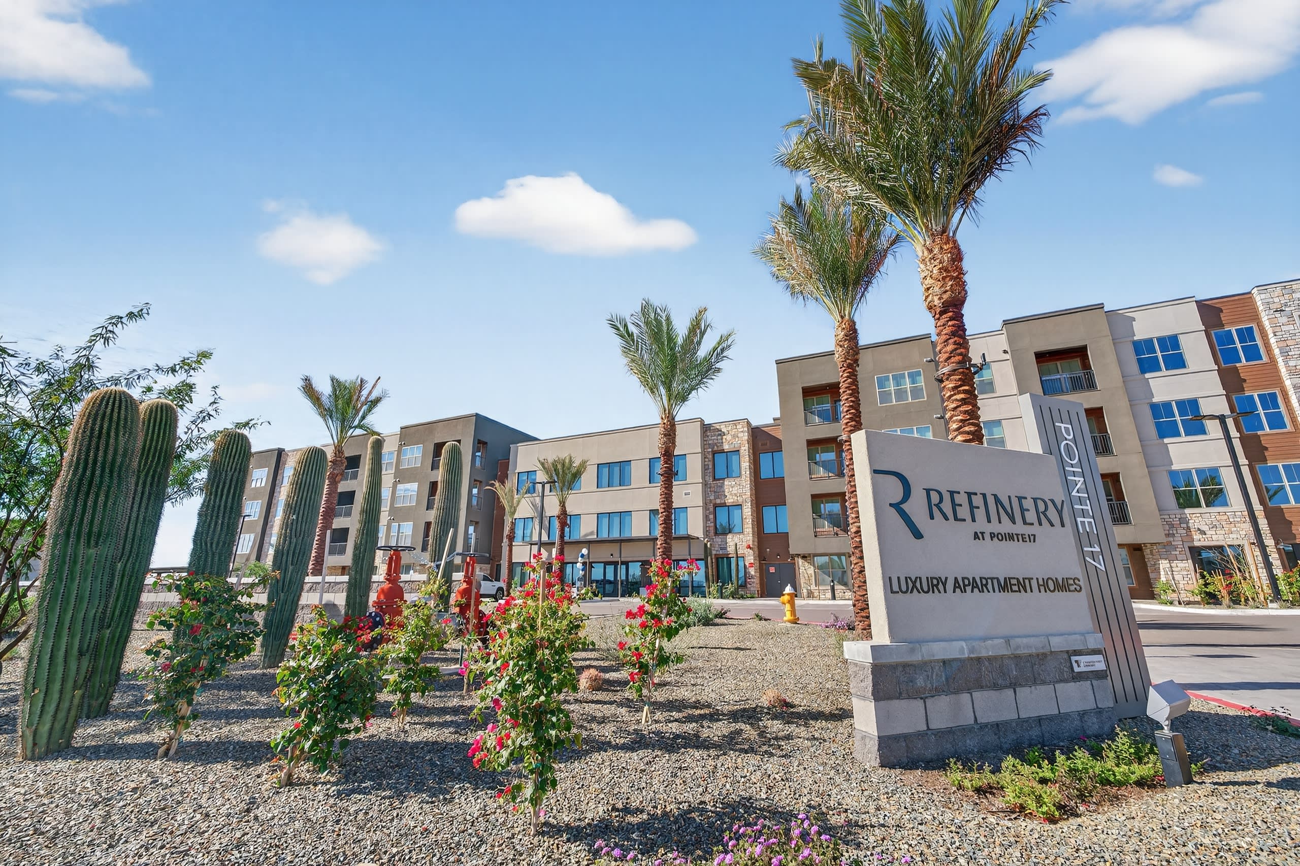 Refinery at Pointe17 – photo 1