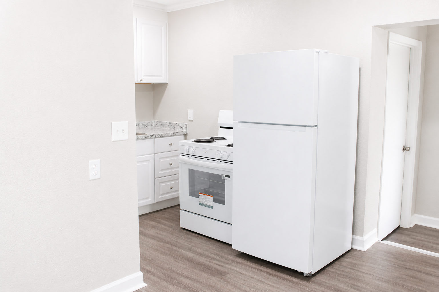 405 58th St – photo 1