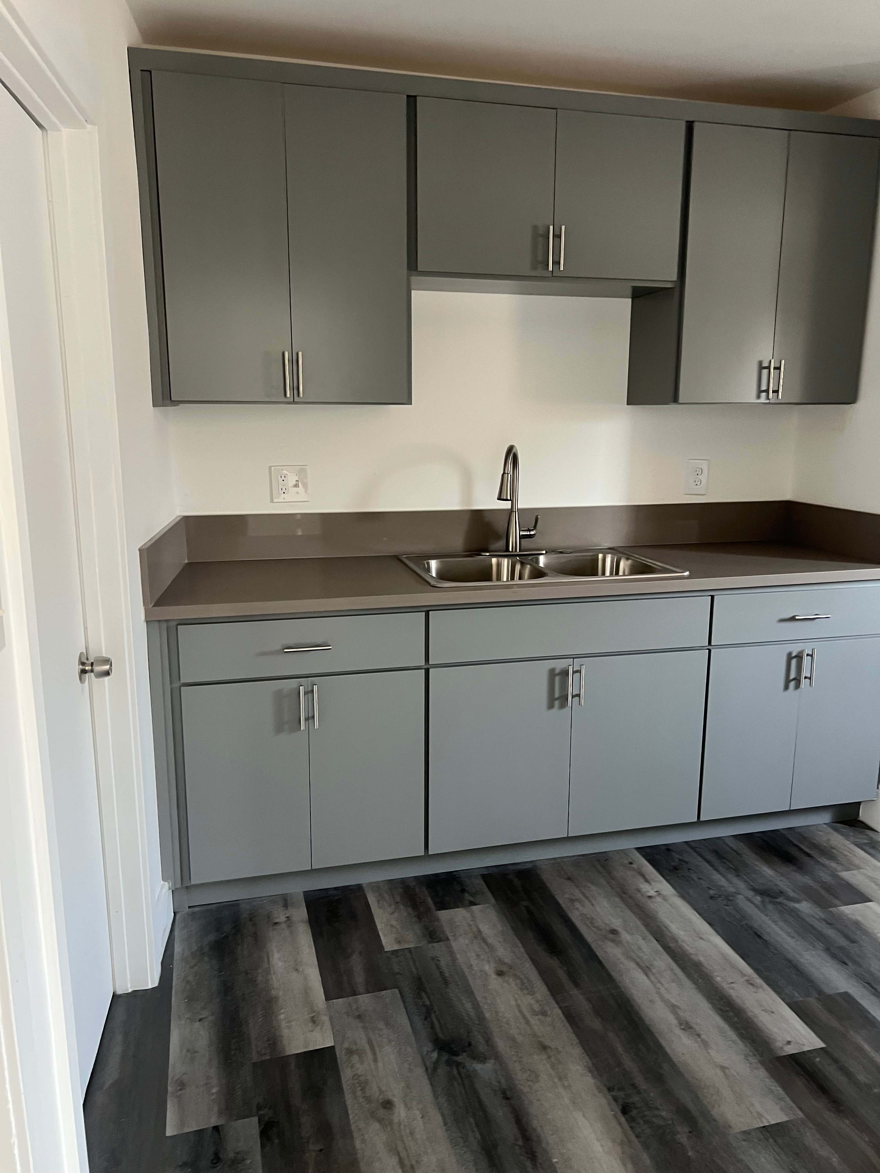 1755 E 112Th St – photo 1