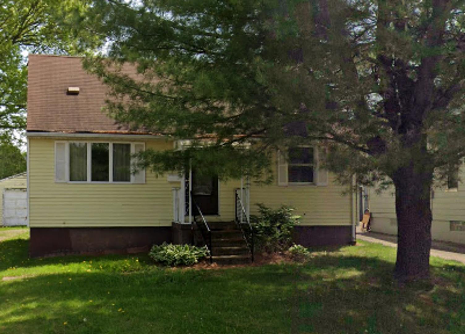 1079 North Ave. – photo 1
