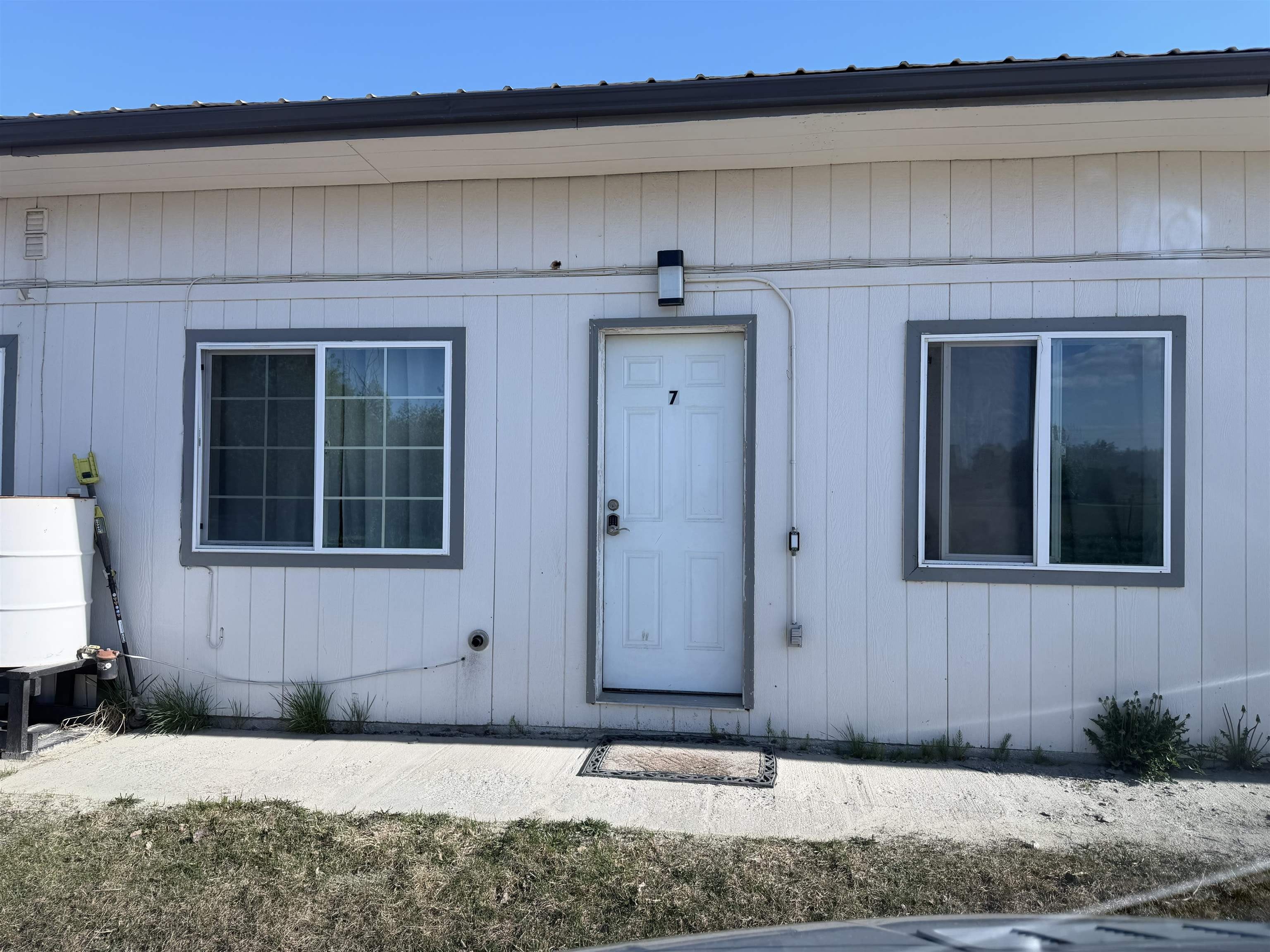 2846 RICHARDSON HIGHWAY – photo 1 of 5