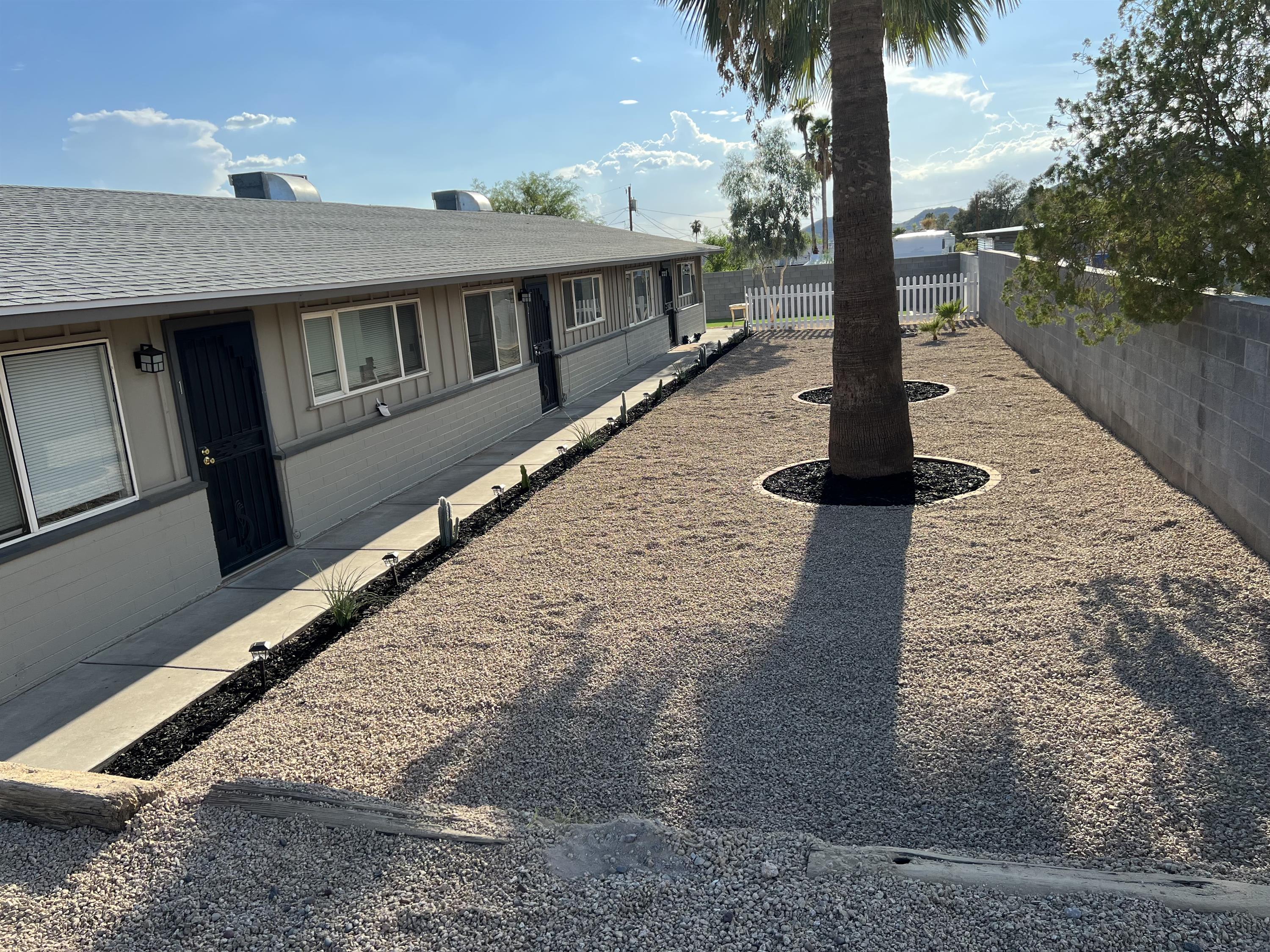 9816 North 15th Street – photo 1