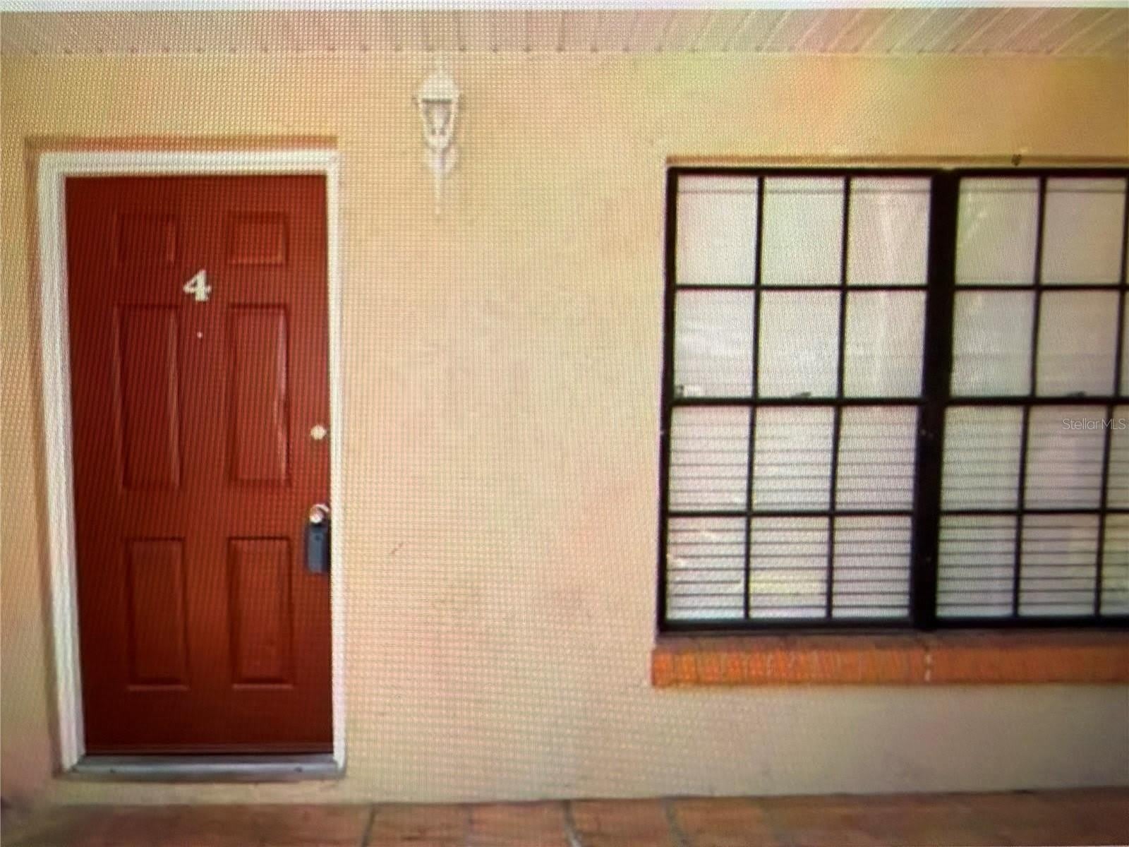 21038 VOYAGER Boulevard – photo 1 of 3