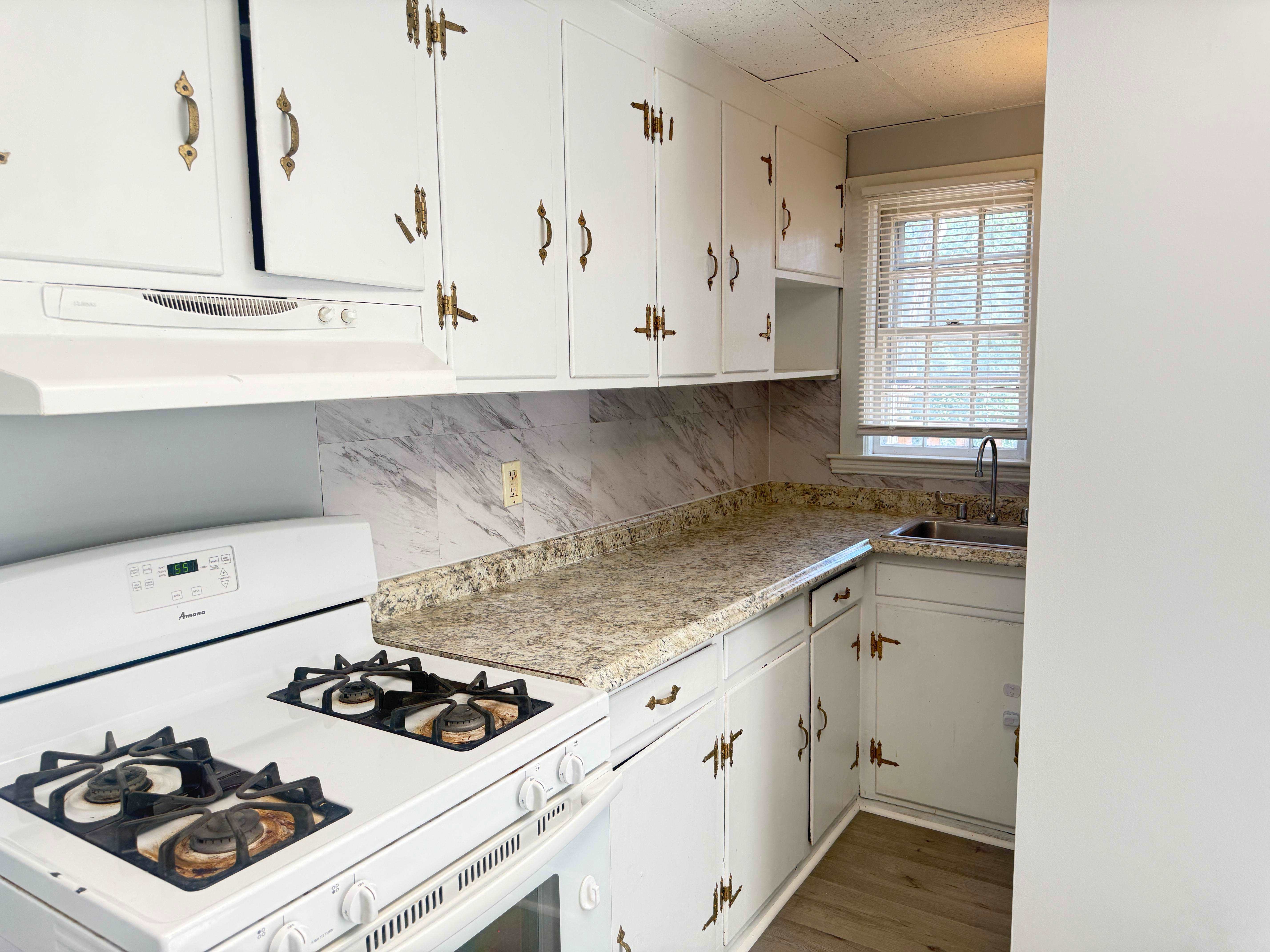 326 Granite St – photo 1 of 17