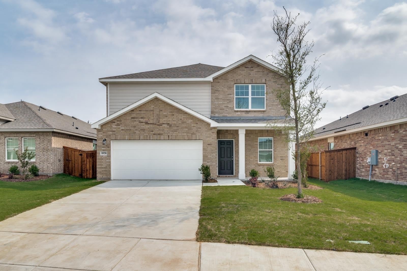 1876 Lockhart Drive – photo 1 of 23