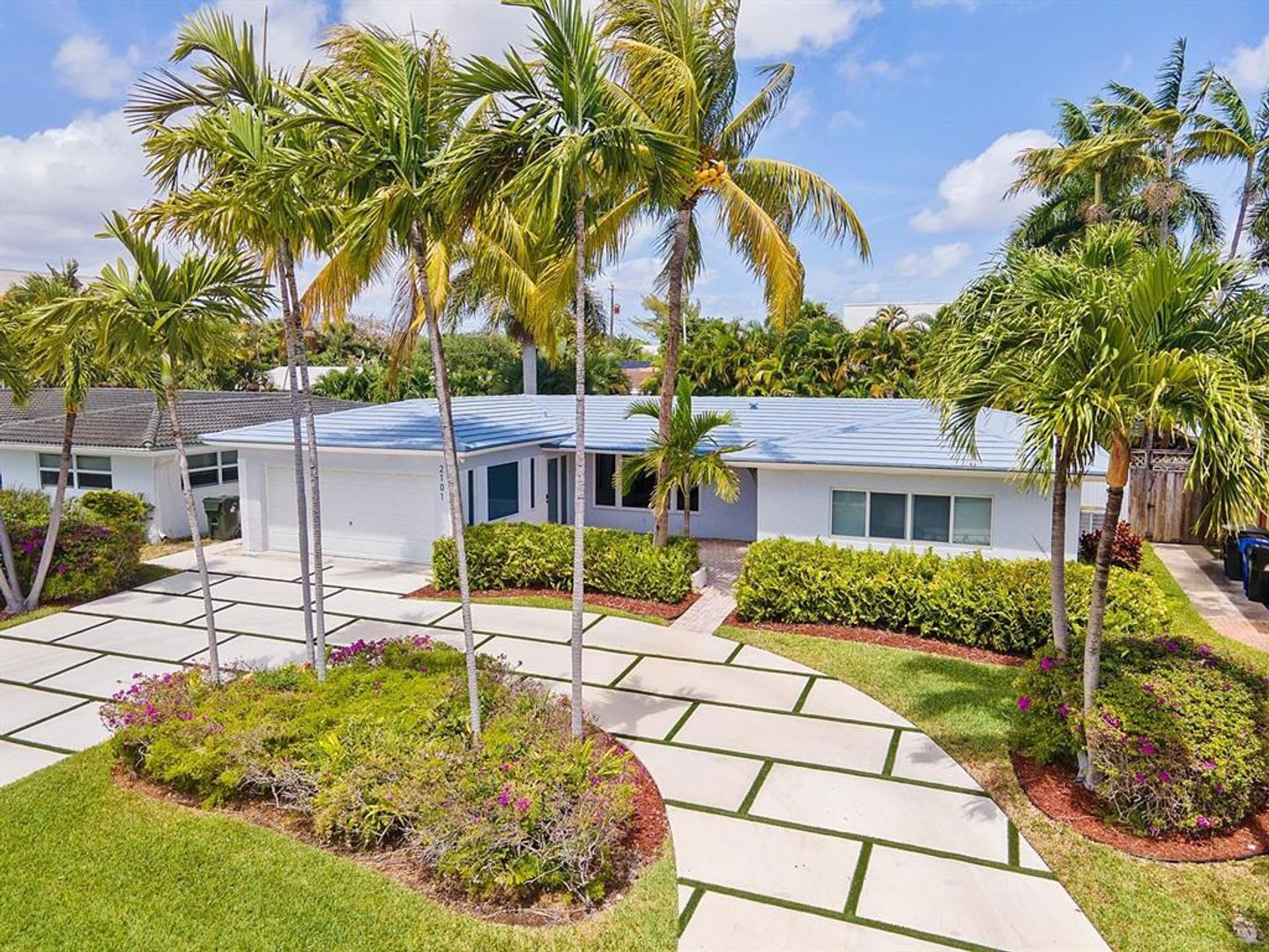 2101 NE 15TH ST FORT LAUDERDALE, FL 33304 – photo 1