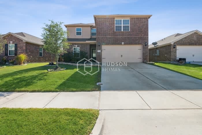 148 Aaron Street – photo 1