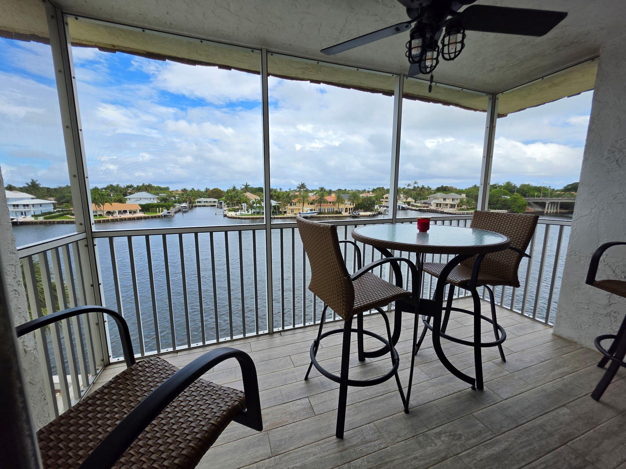 650 Snug Harbor Drive – photo 1
