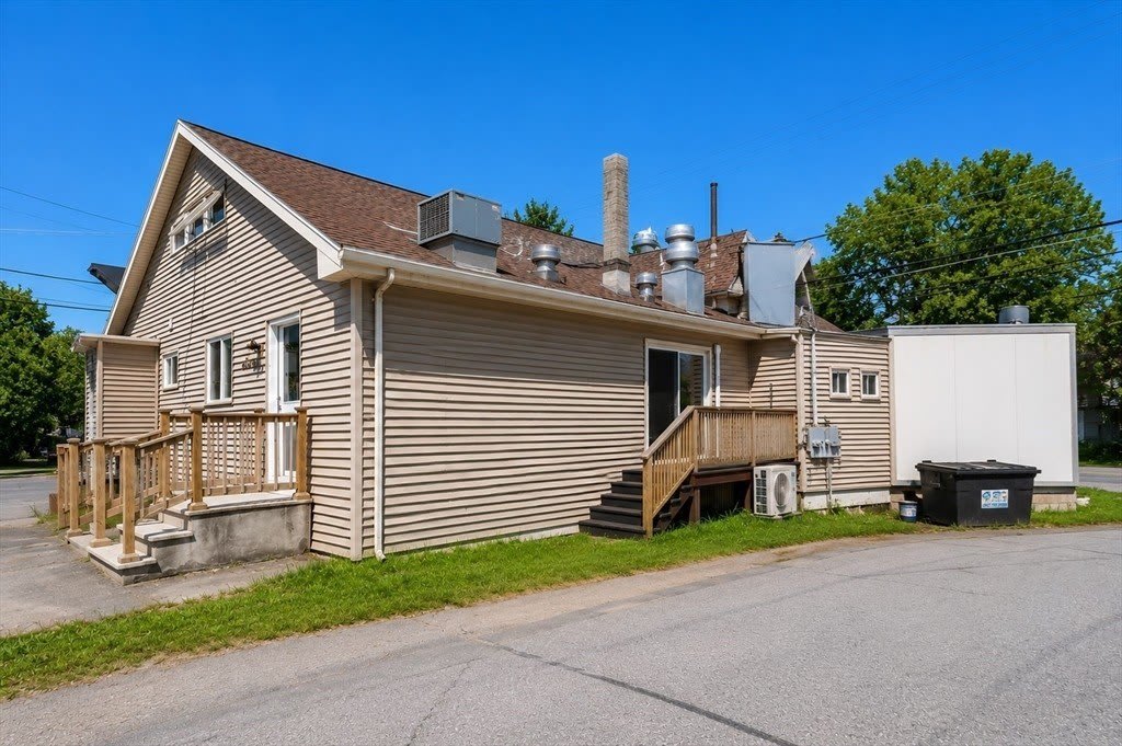 6 Seaview Ave – photo 1 of 16
