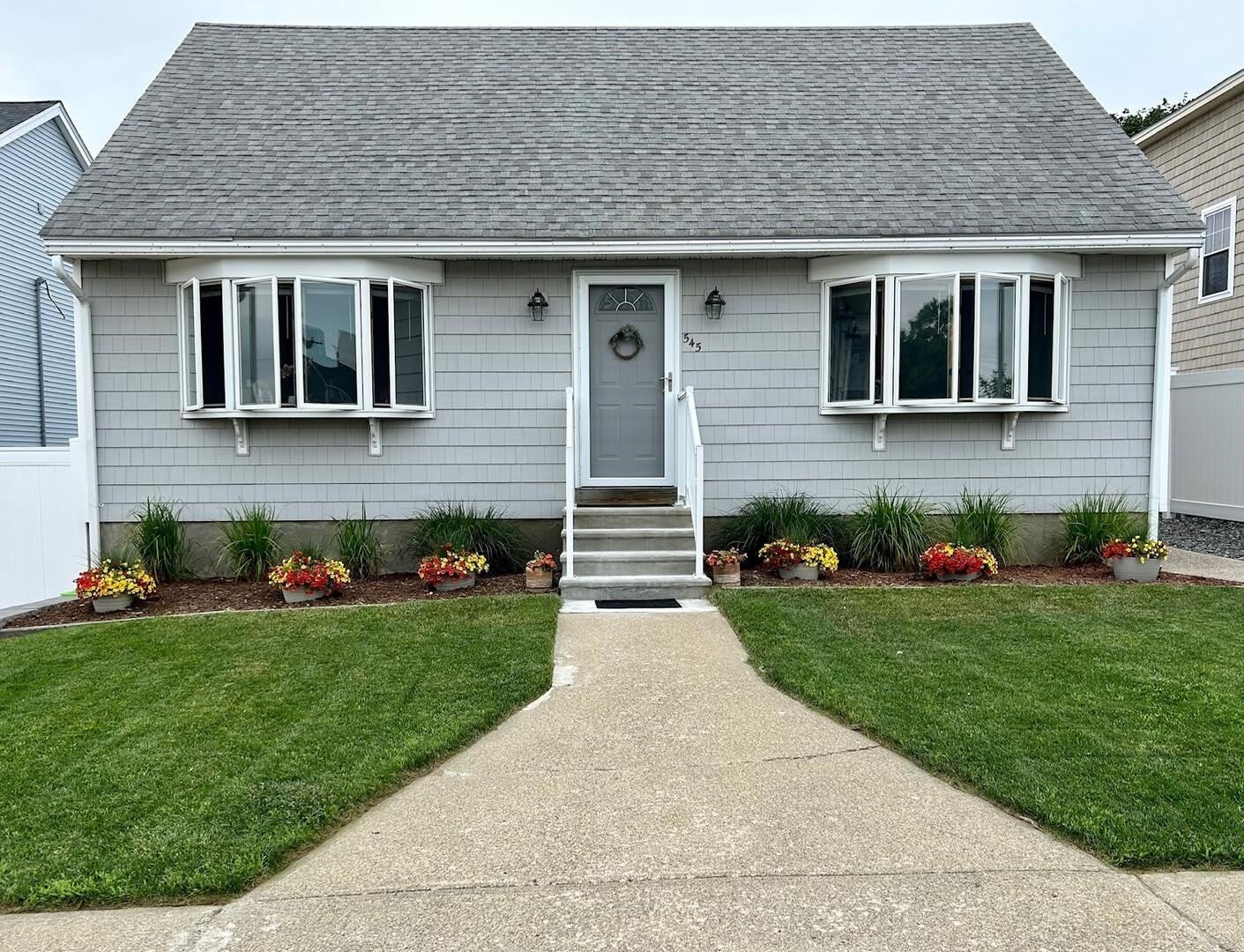 545 Hudson Street – photo 1 of 28