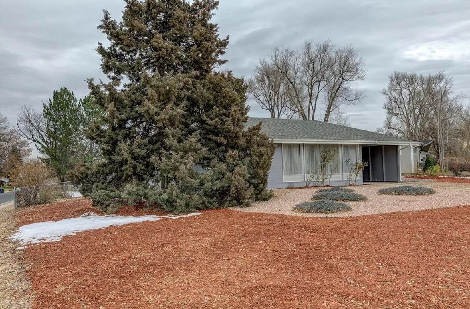 Charming Single Family Home In Virginia Village Denver – photo 1
