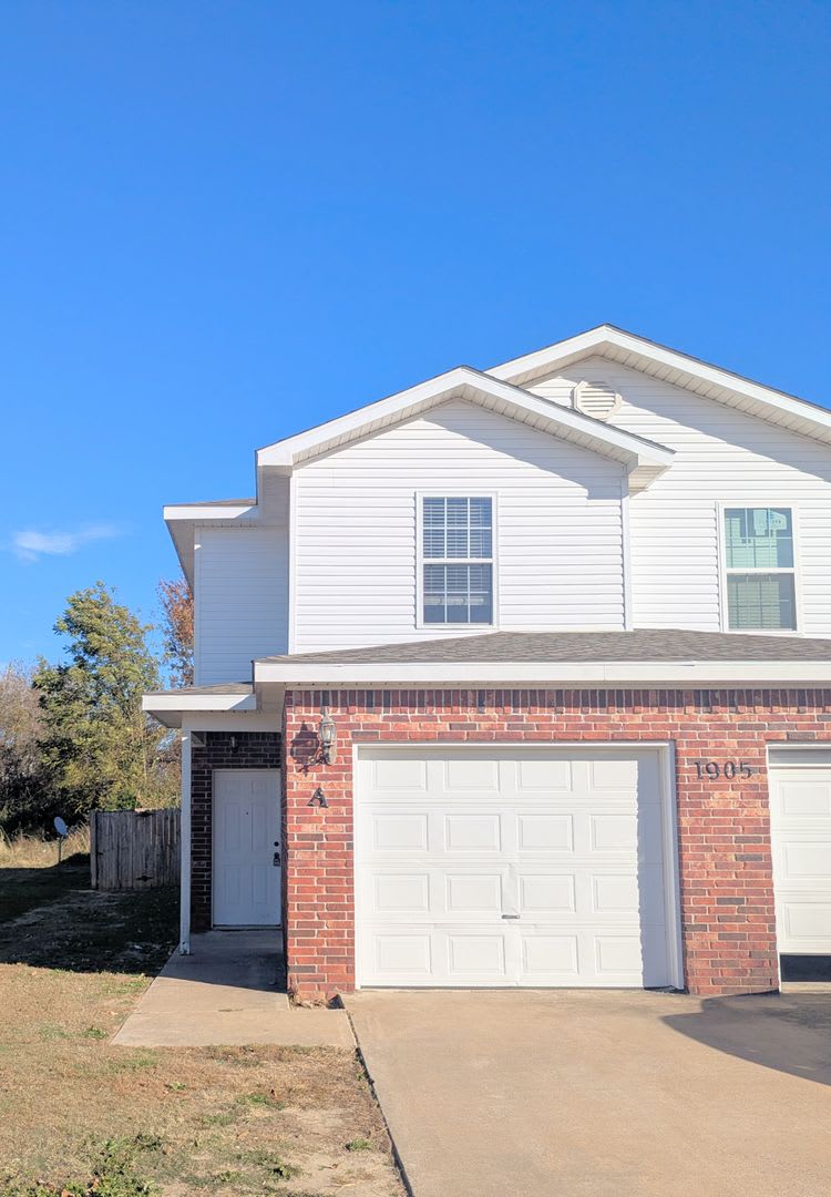 1905 Azlin Place – photo 1
