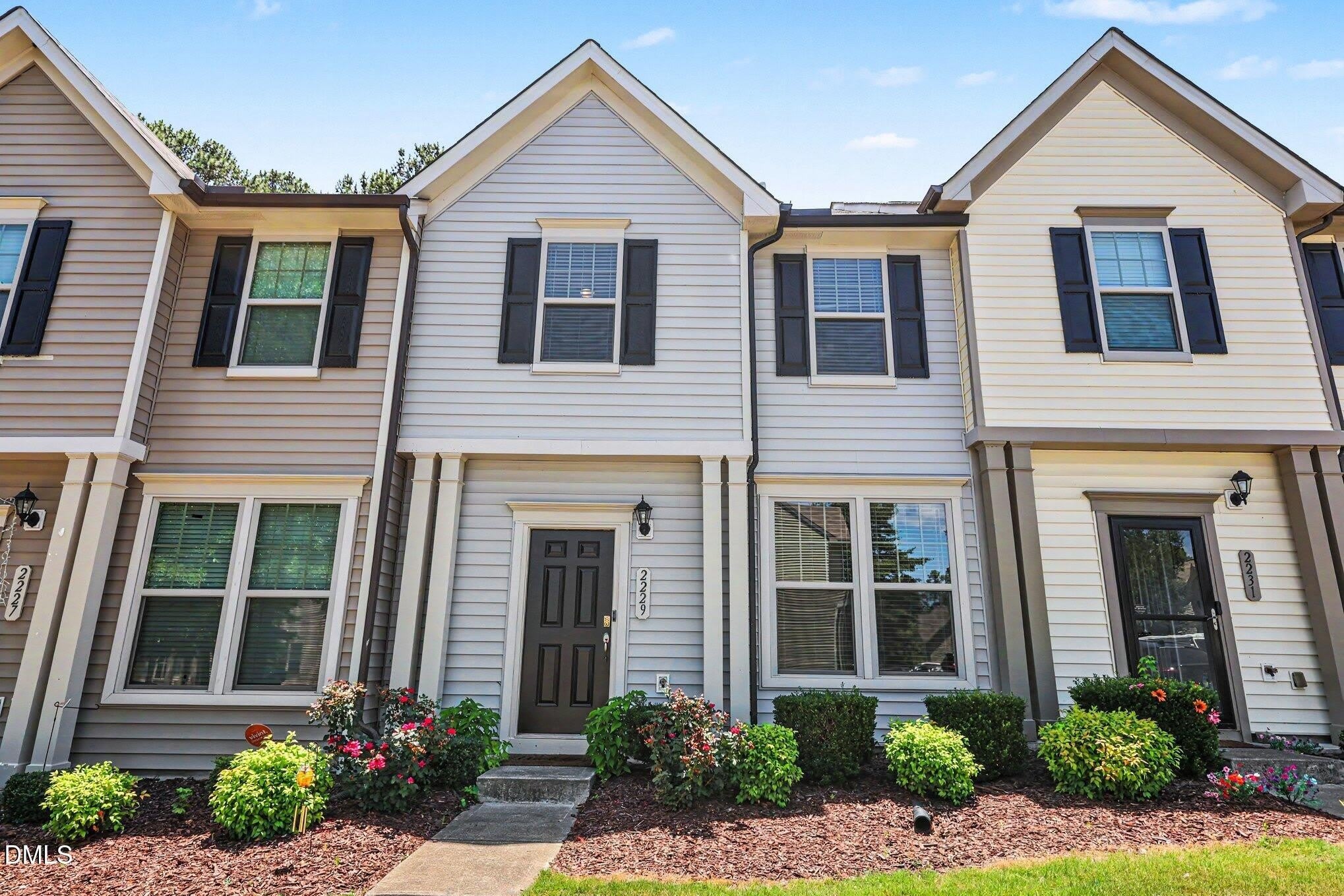 2229 Sunny Cove Drive – photo 1
