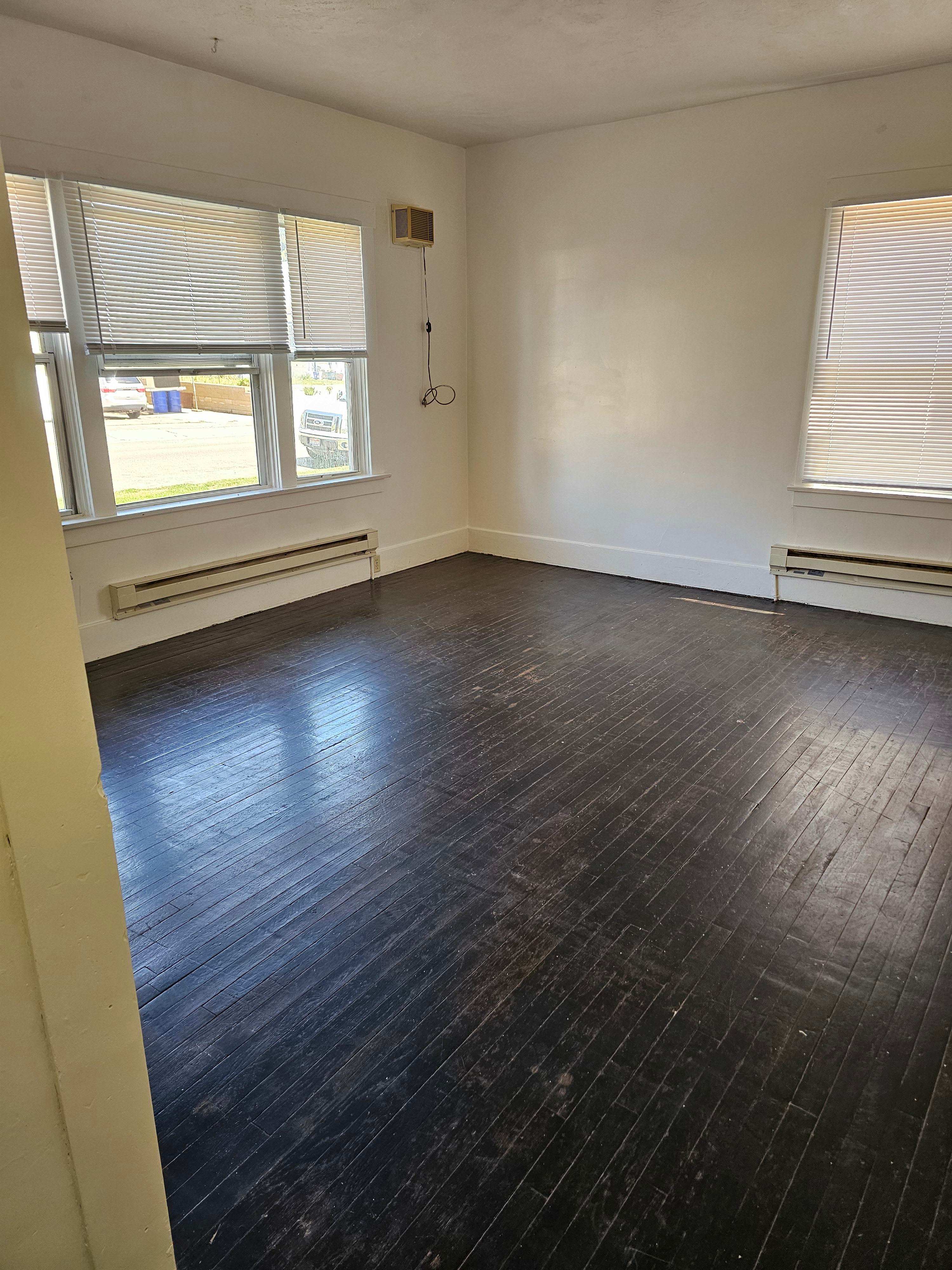 310 6th Street – photo 1