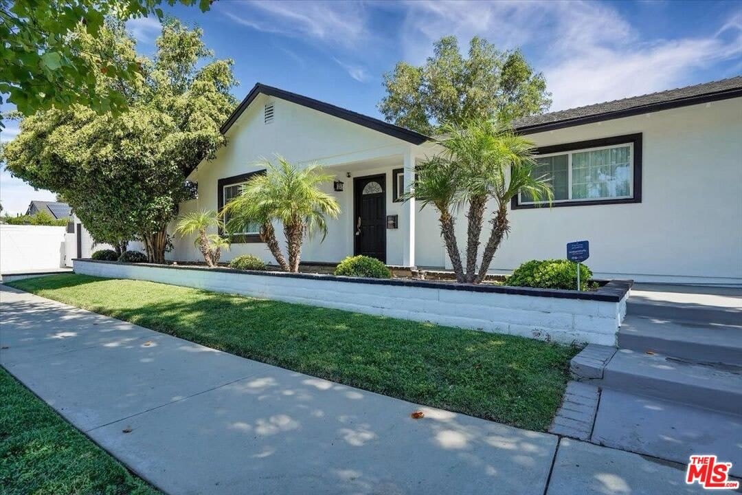 6500 Ponce Ave – photo 1