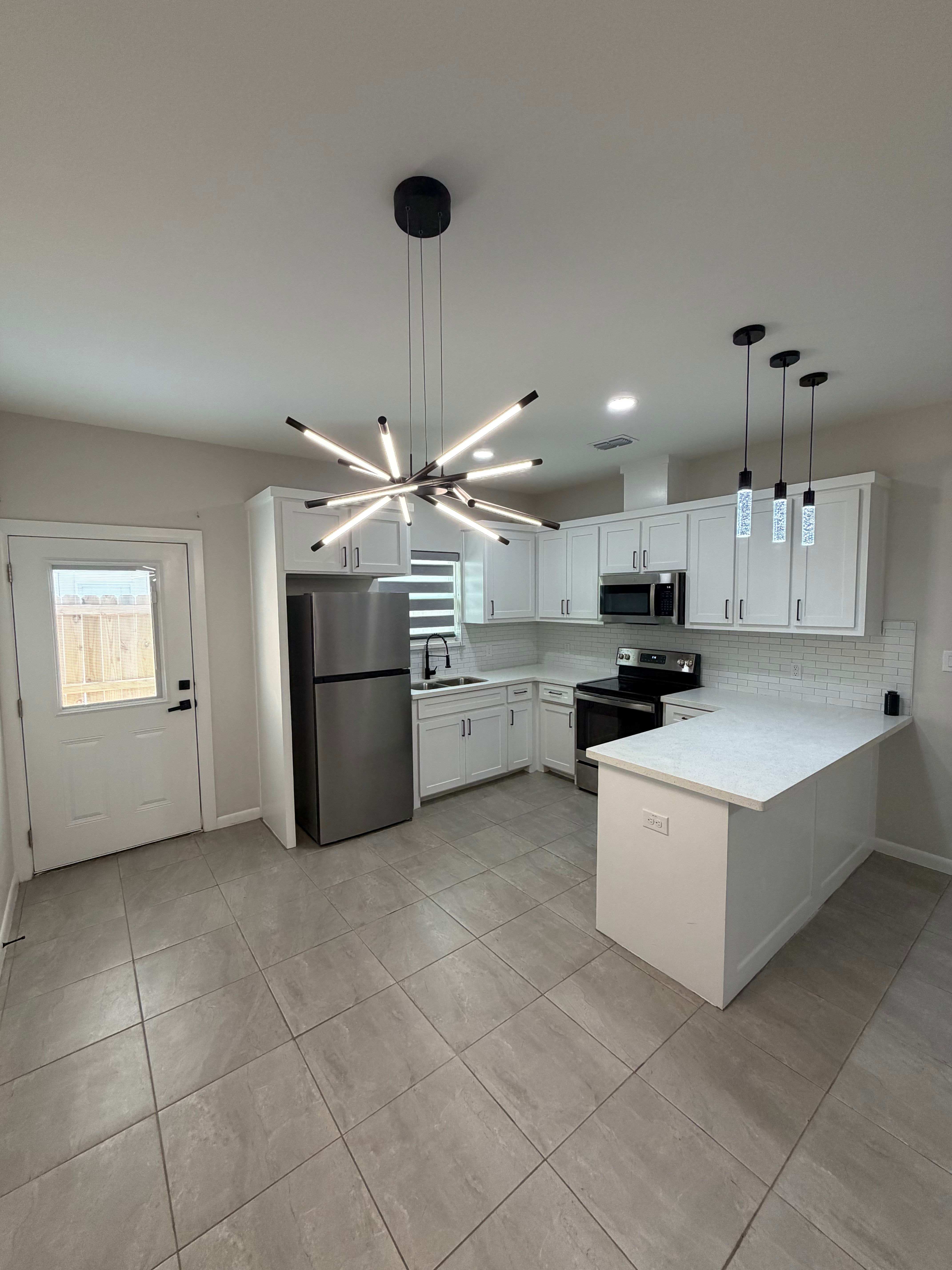 3524 South Dominique Drive – photo 1