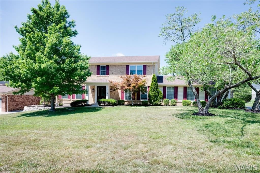 327 Royal Village Drive – photo 1 of 41