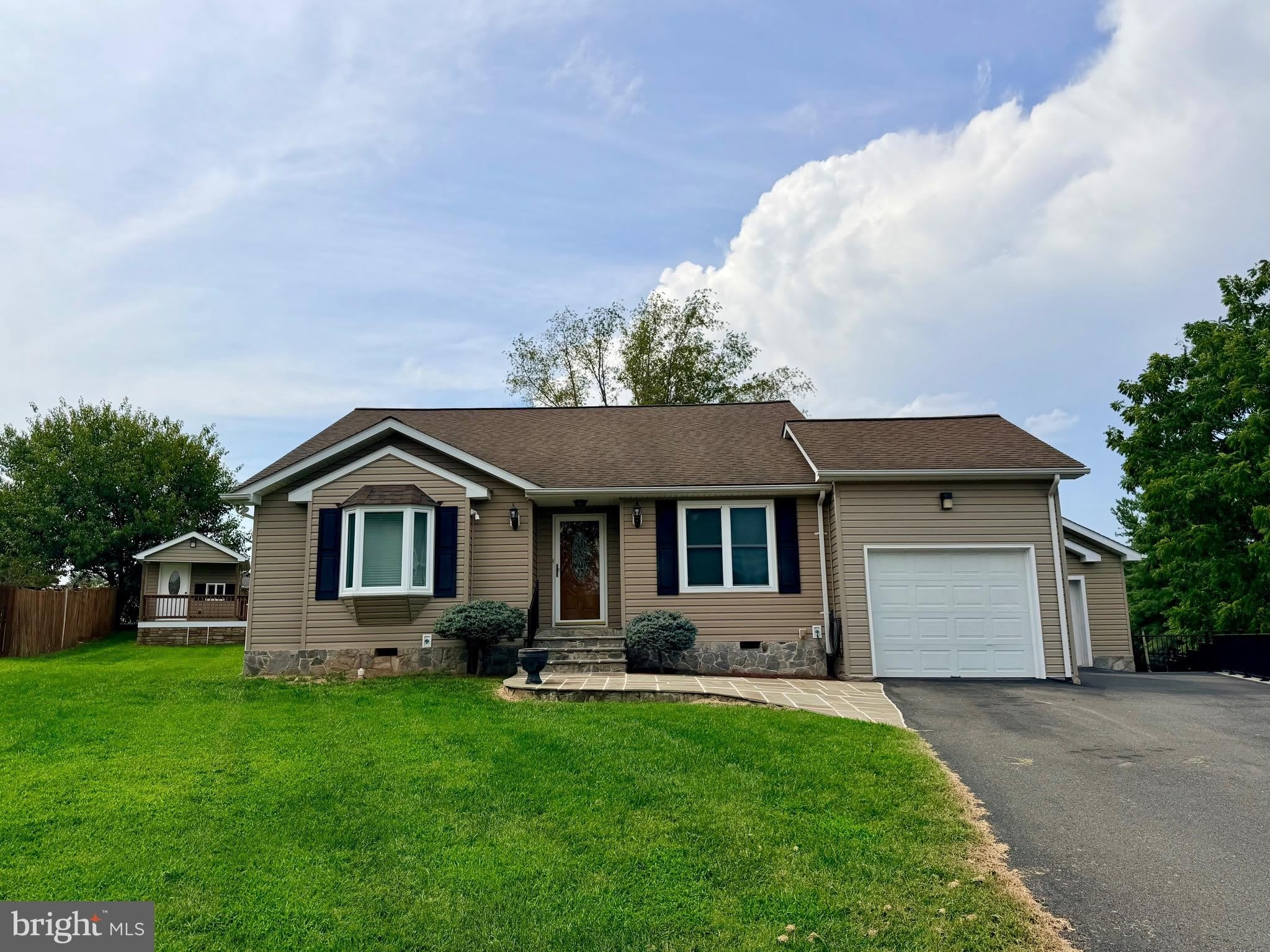 504 HITT Court – photo 1 of 46