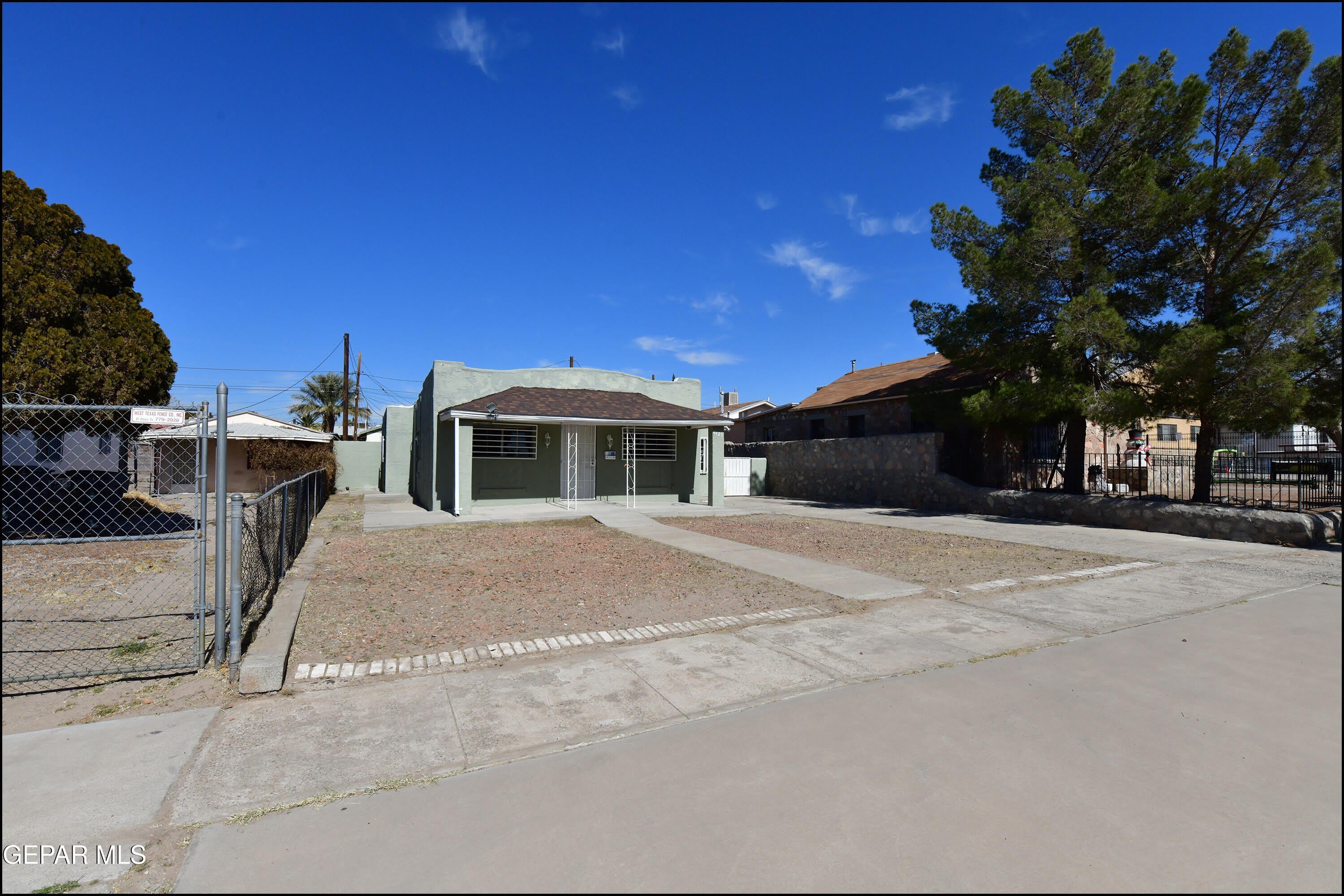 4425 La Luz Avenue – photo 1