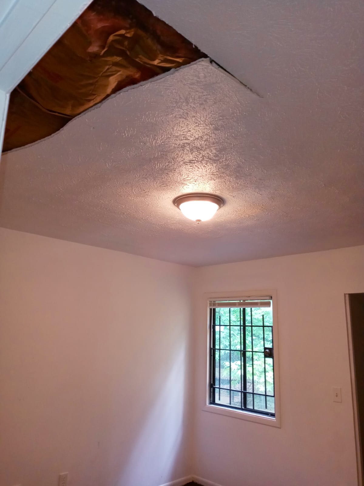 3365 Columbia Trce – photo 1 of 10