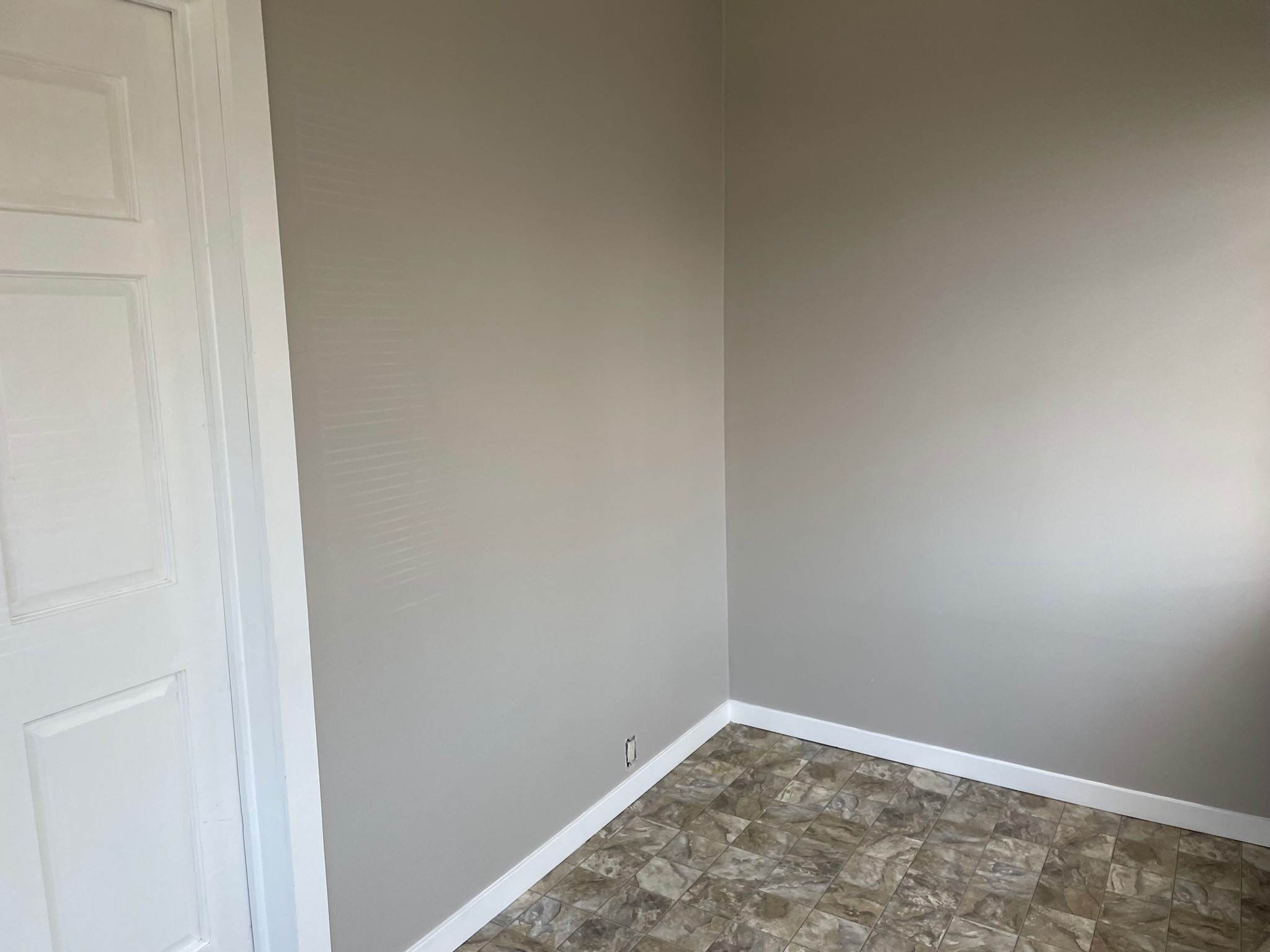 2024 N Market St – photo 1