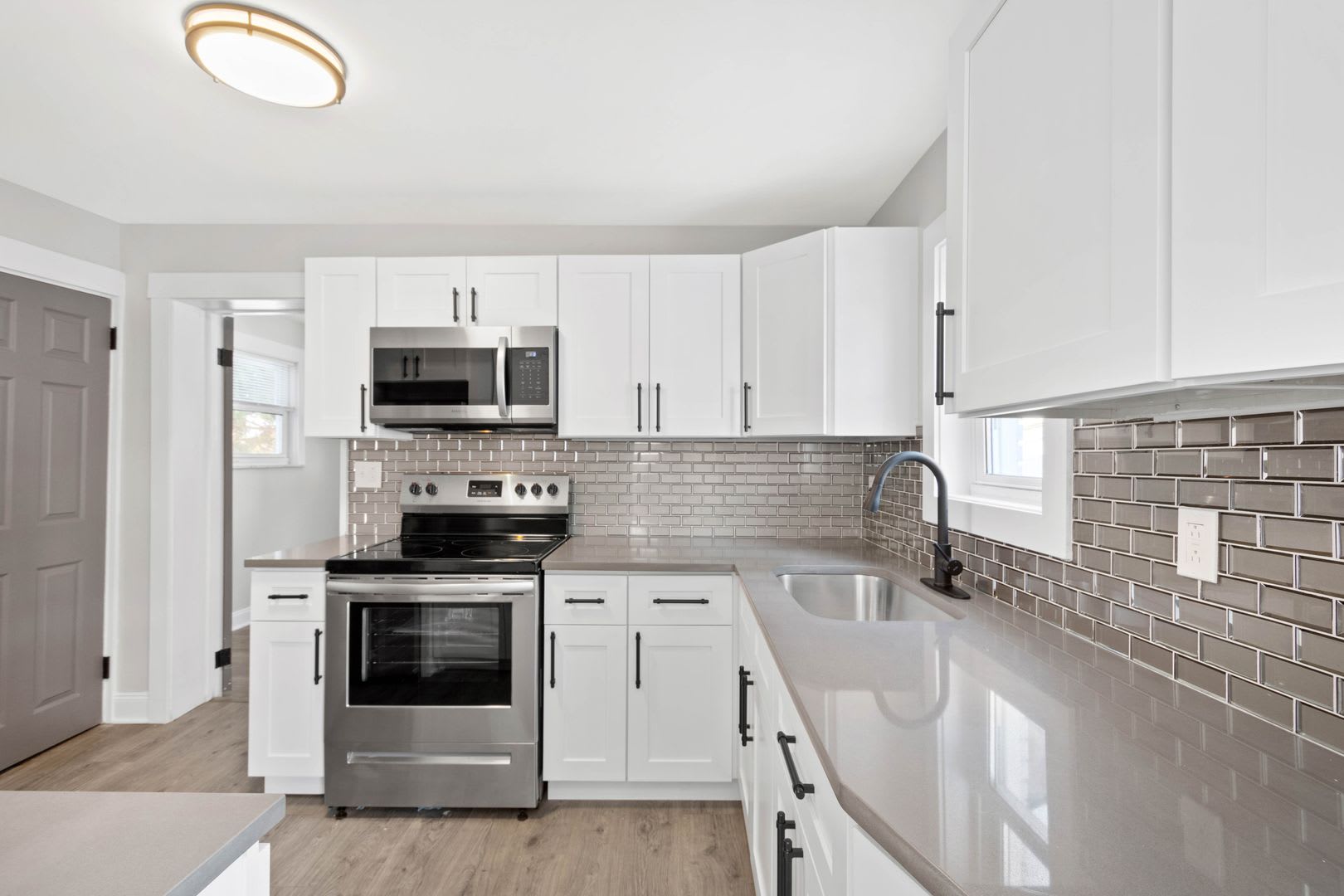 Score 50 Off 1St Month S Rent If Signed By August 28 Stunning 4 Bedroom Home In Castle Shannon Available September 15 – photo 1 of 26