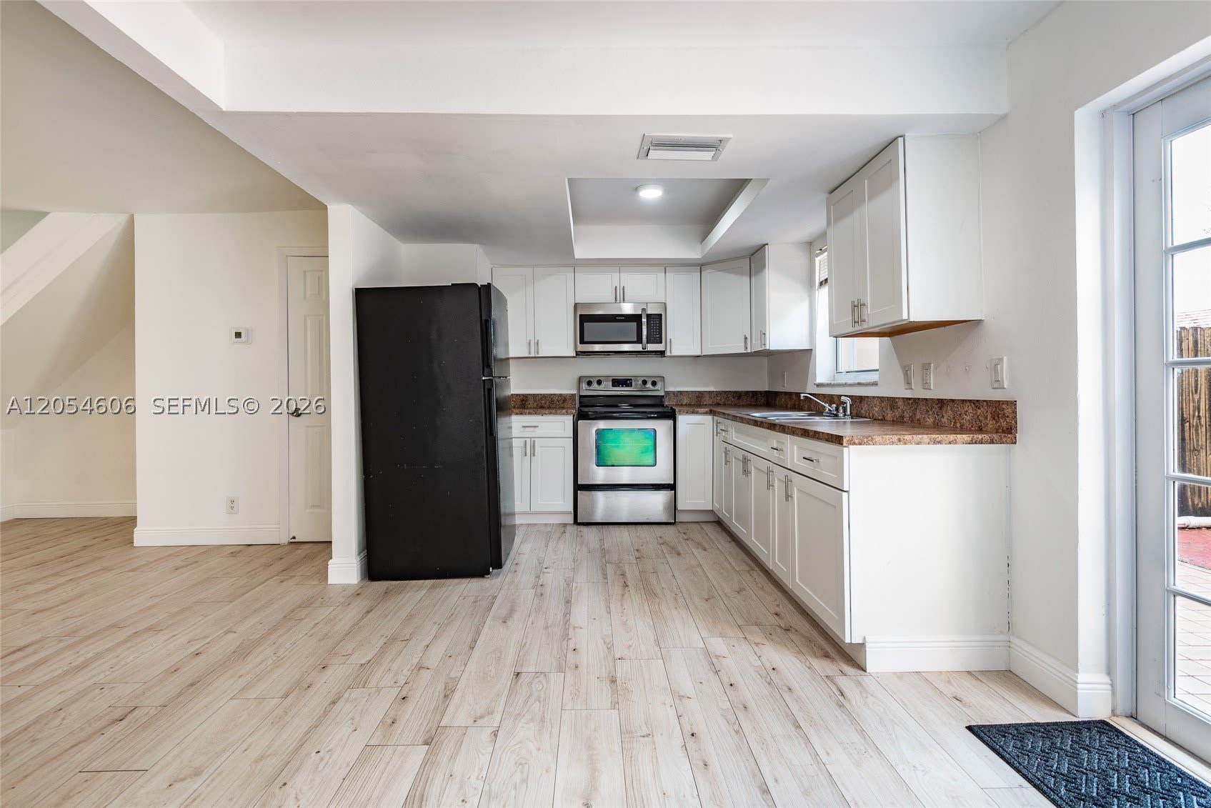 7920 Kimberly Blvd – photo 1