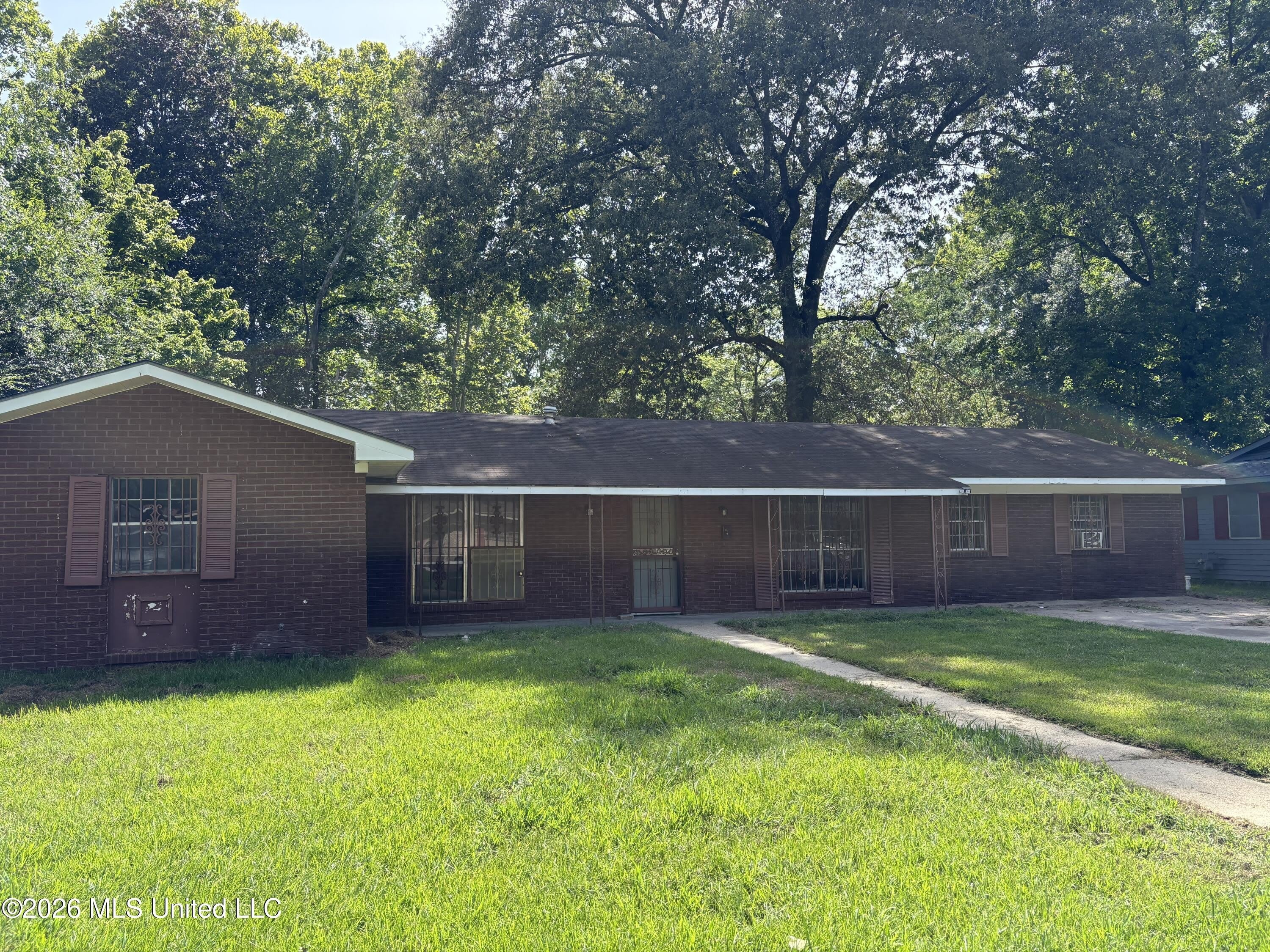 1241 Wooddell Drive – photo 1 of 96